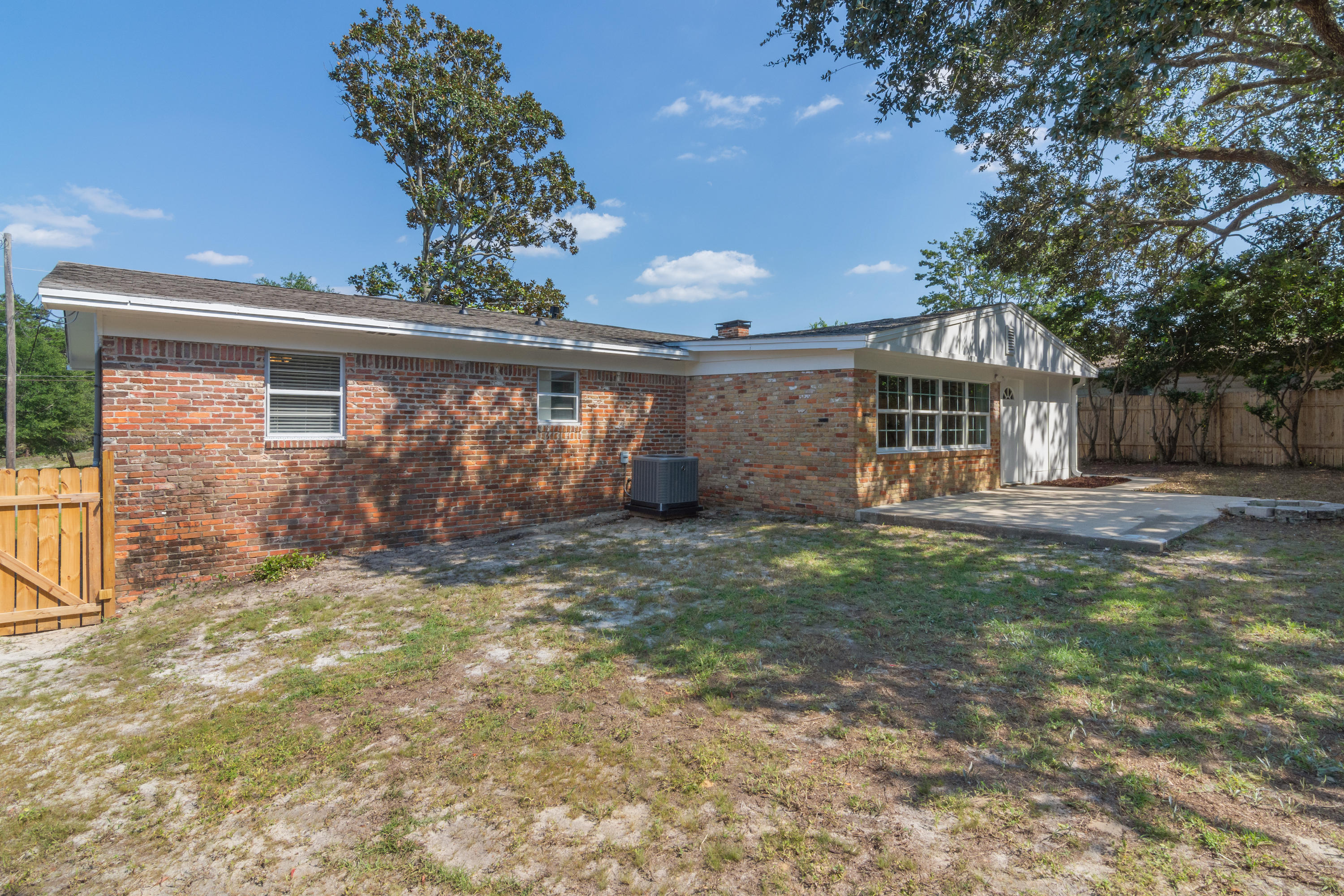 Bayou Woods - Residential