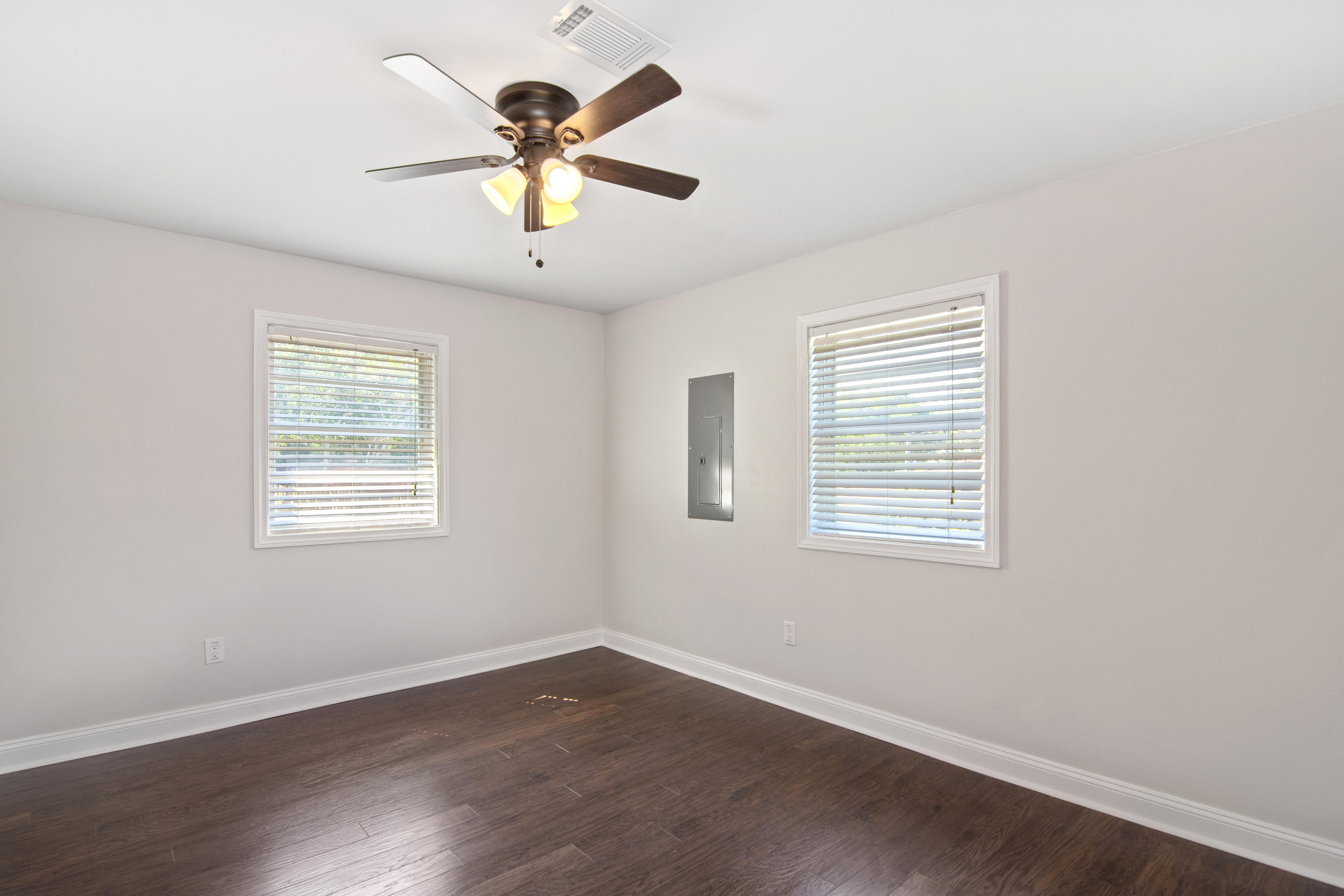 Bayou Woods - Residential