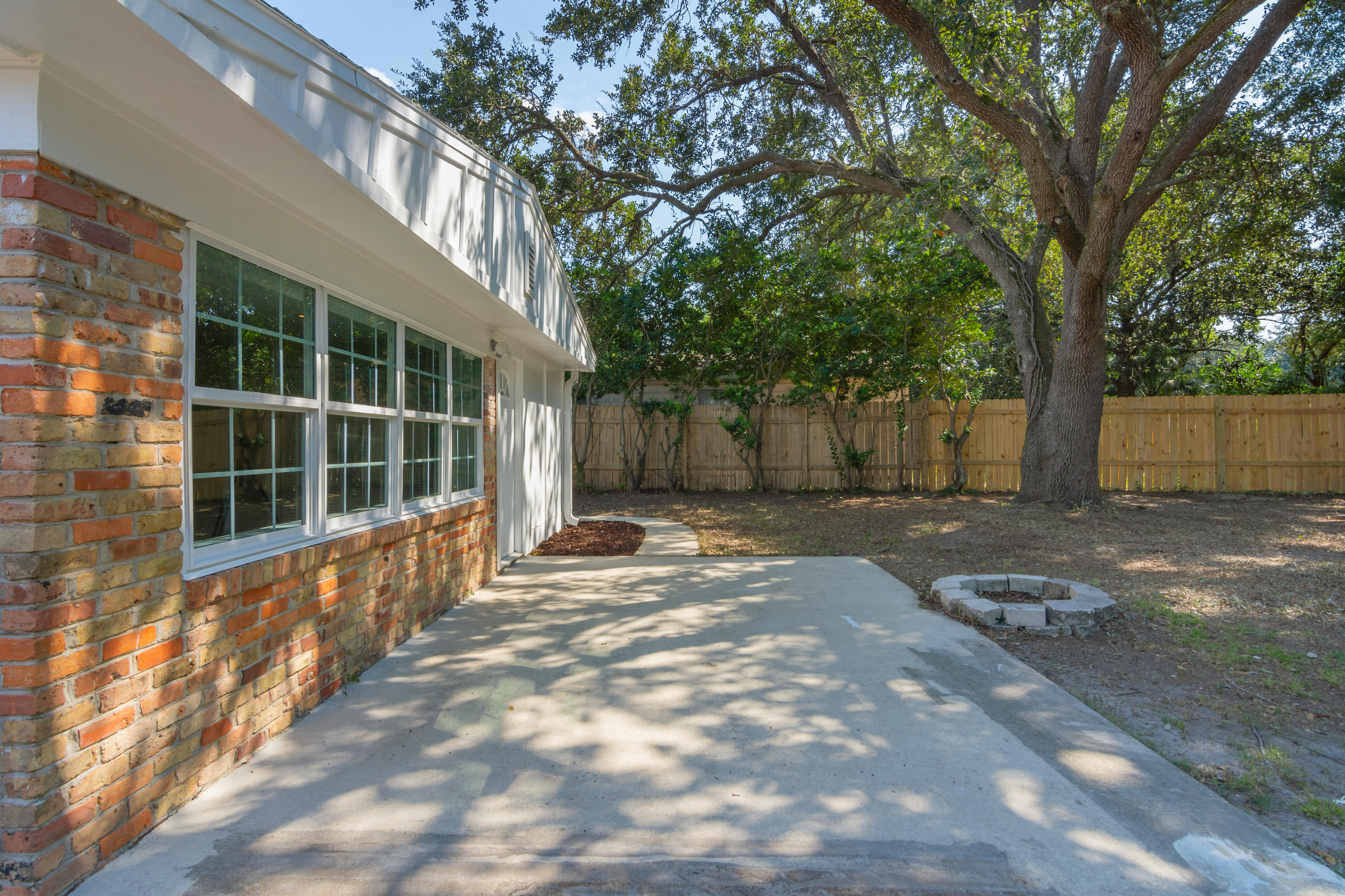 Bayou Woods - Residential