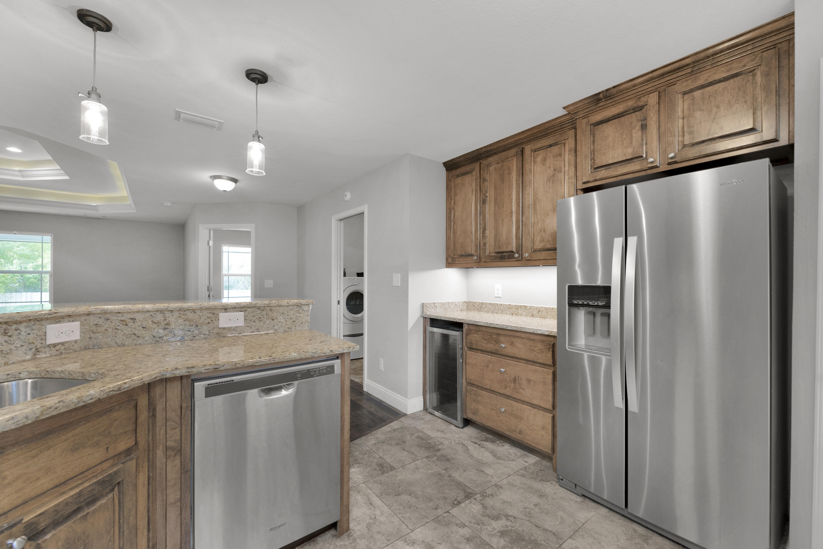 CRESCENT SHORES - Residential