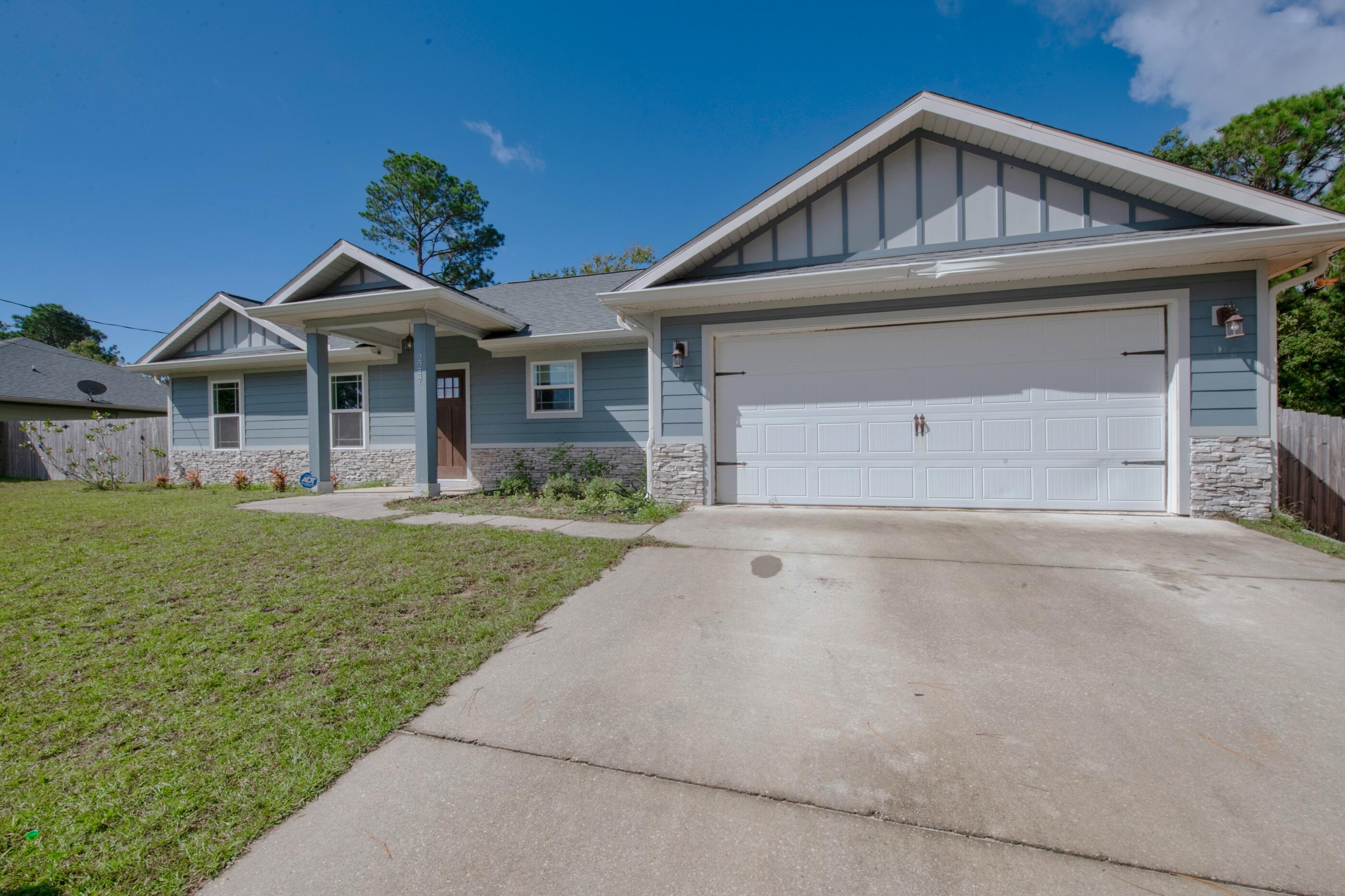 CRESCENT SHORES - Residential