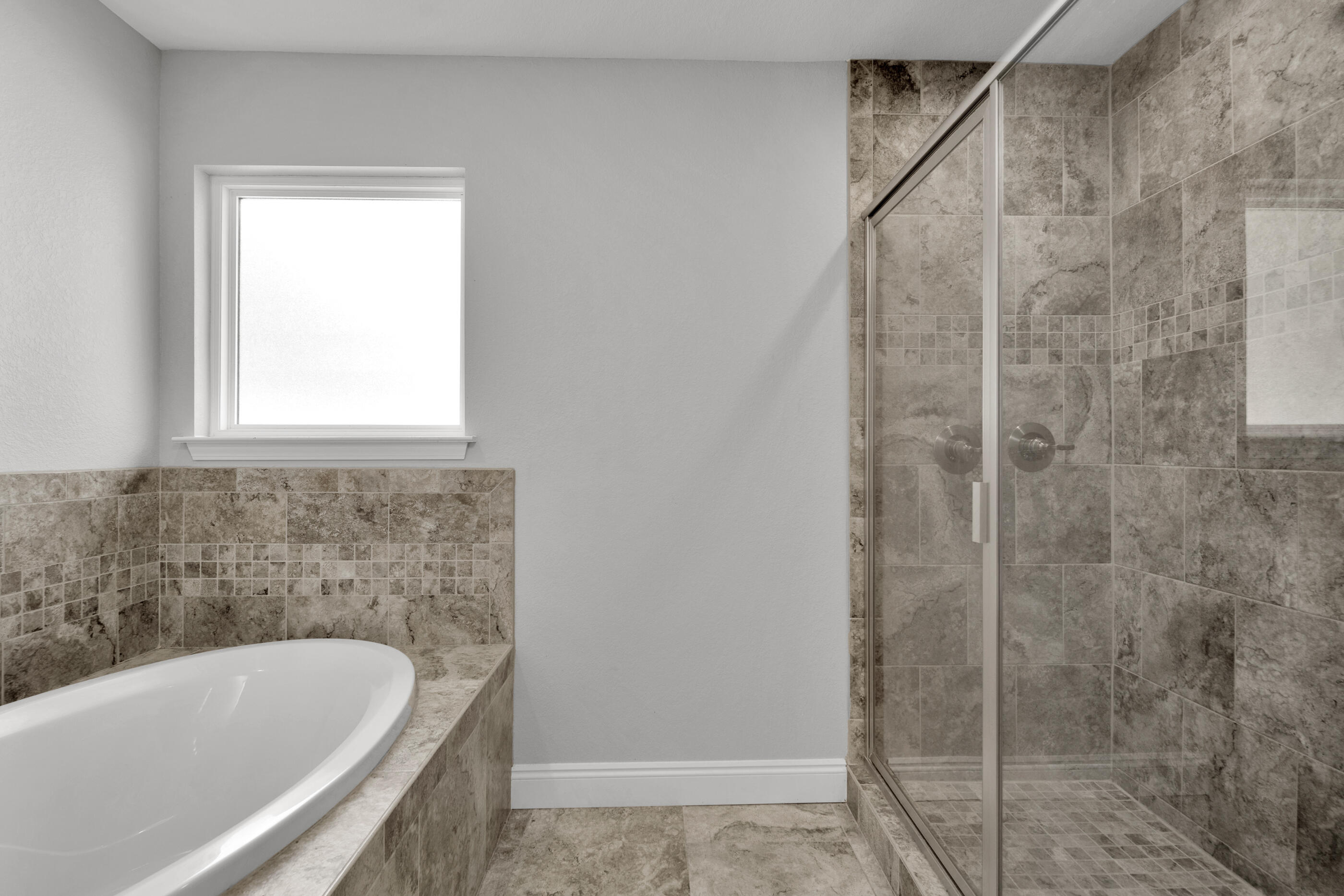 CRESCENT SHORES - Residential