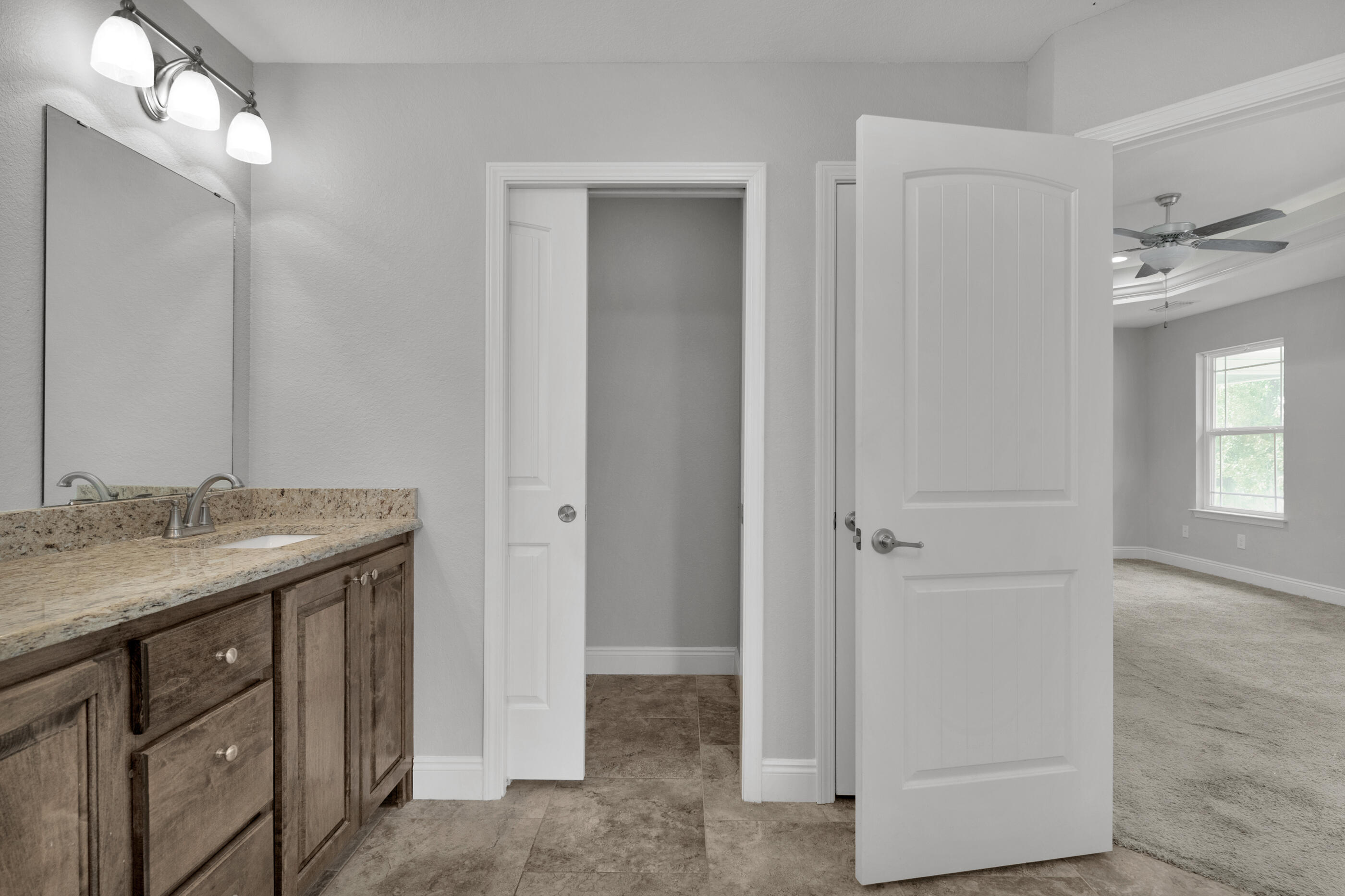 CRESCENT SHORES - Residential