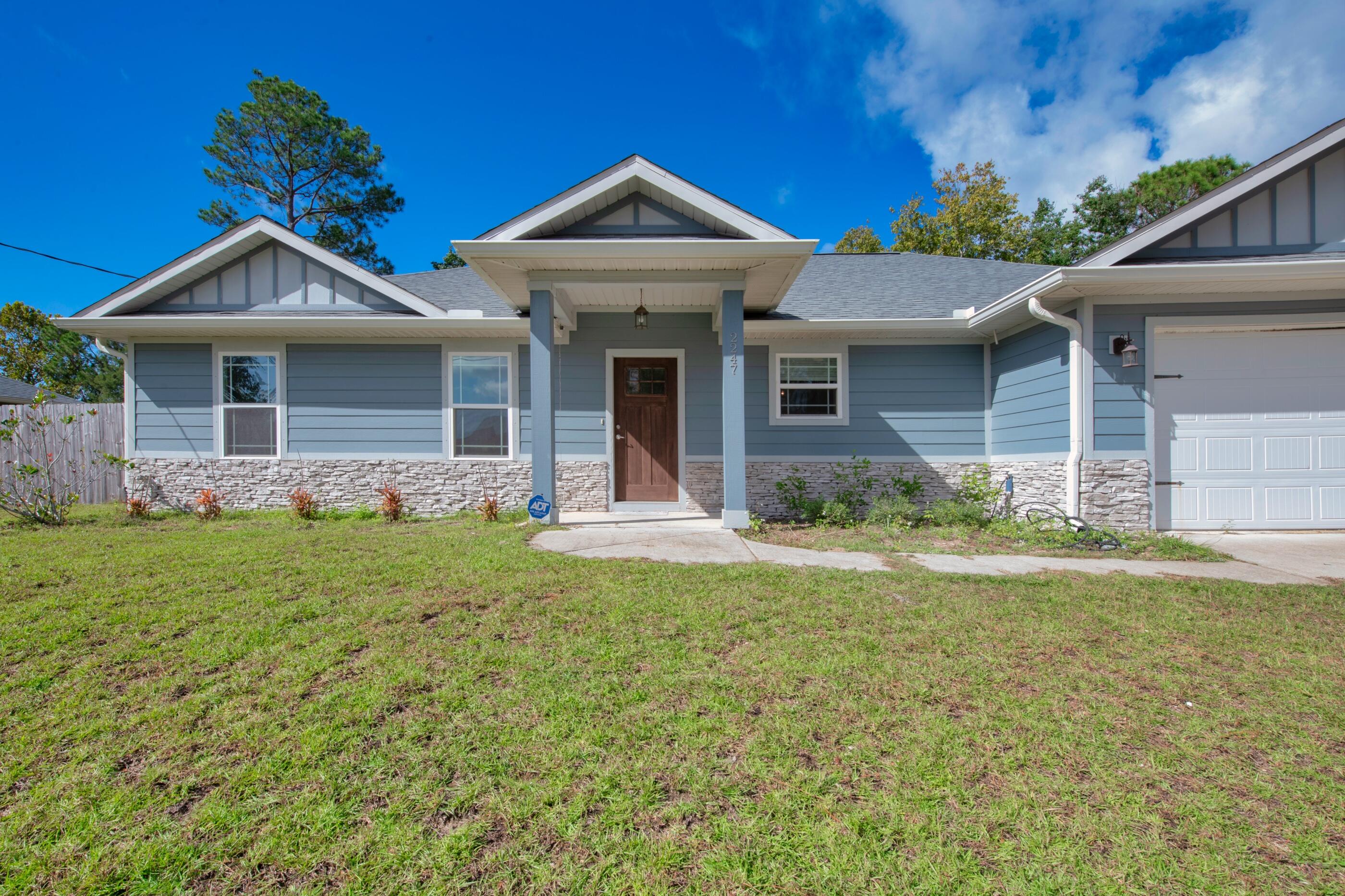 CRESCENT SHORES - Residential