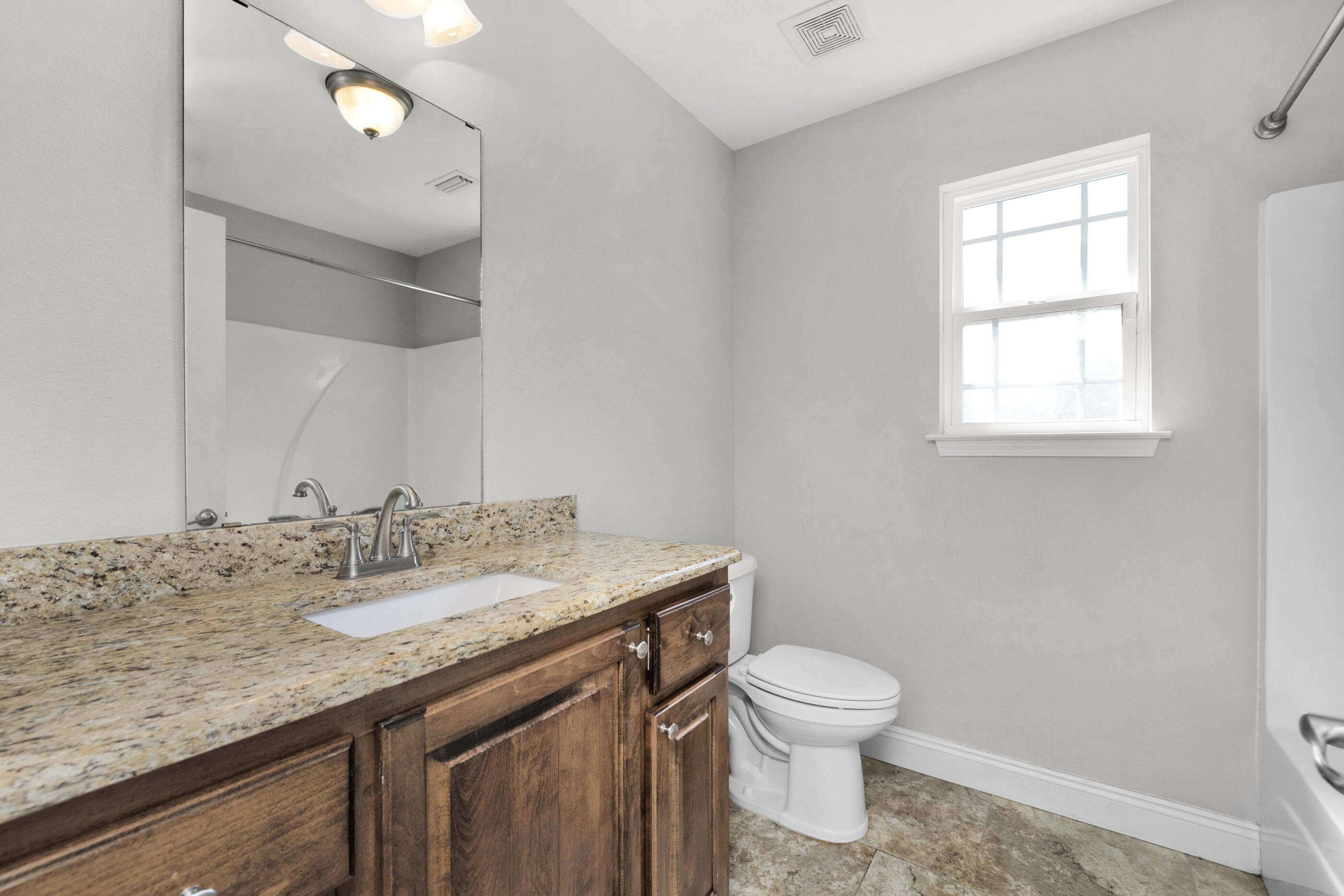 CRESCENT SHORES - Residential