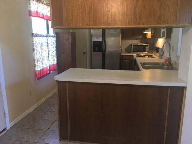 ROLLING HILLS - Residential Lease