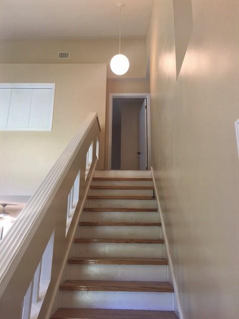 ROLLING HILLS - Residential Lease