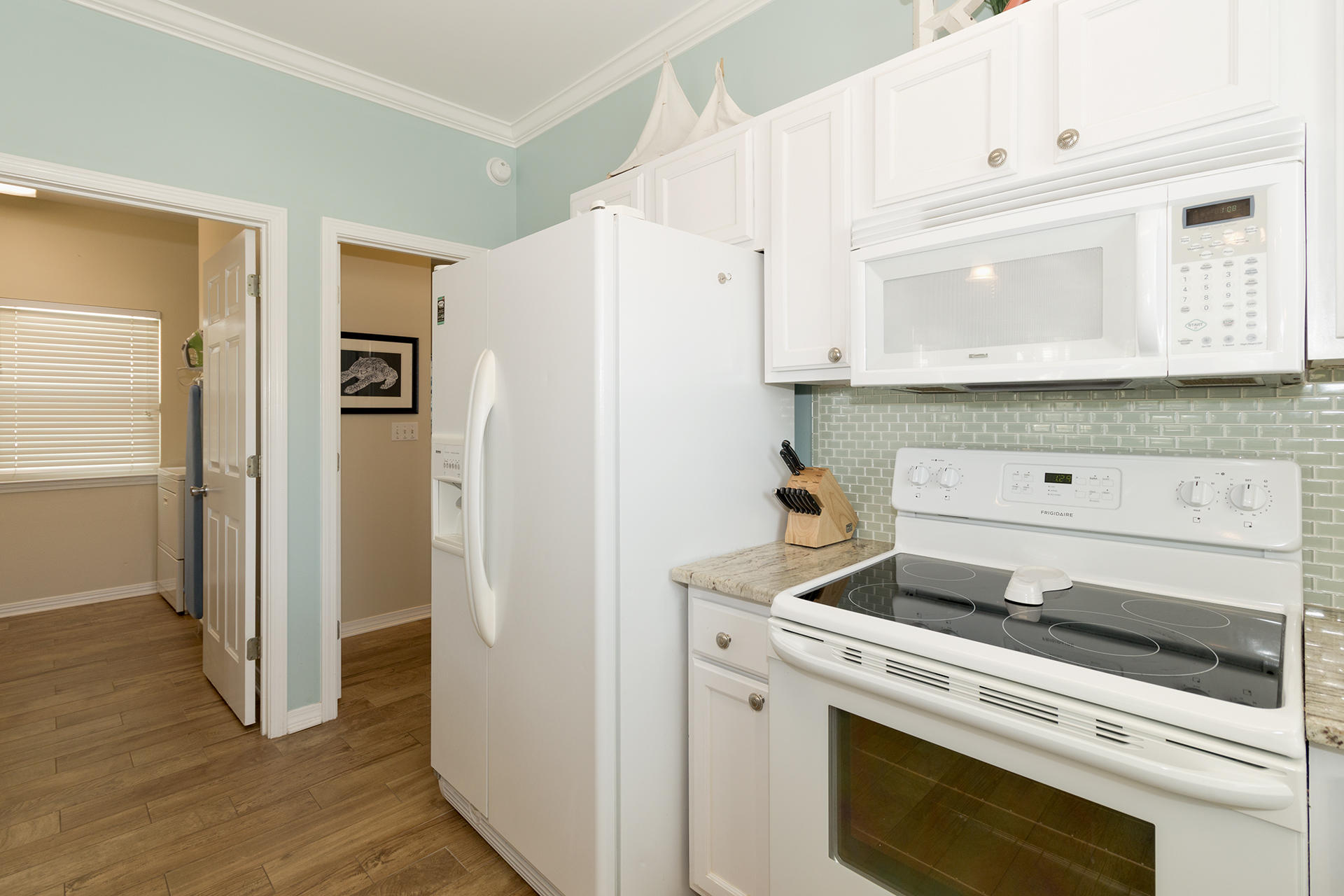 CRYSTAL BEACH - Residential