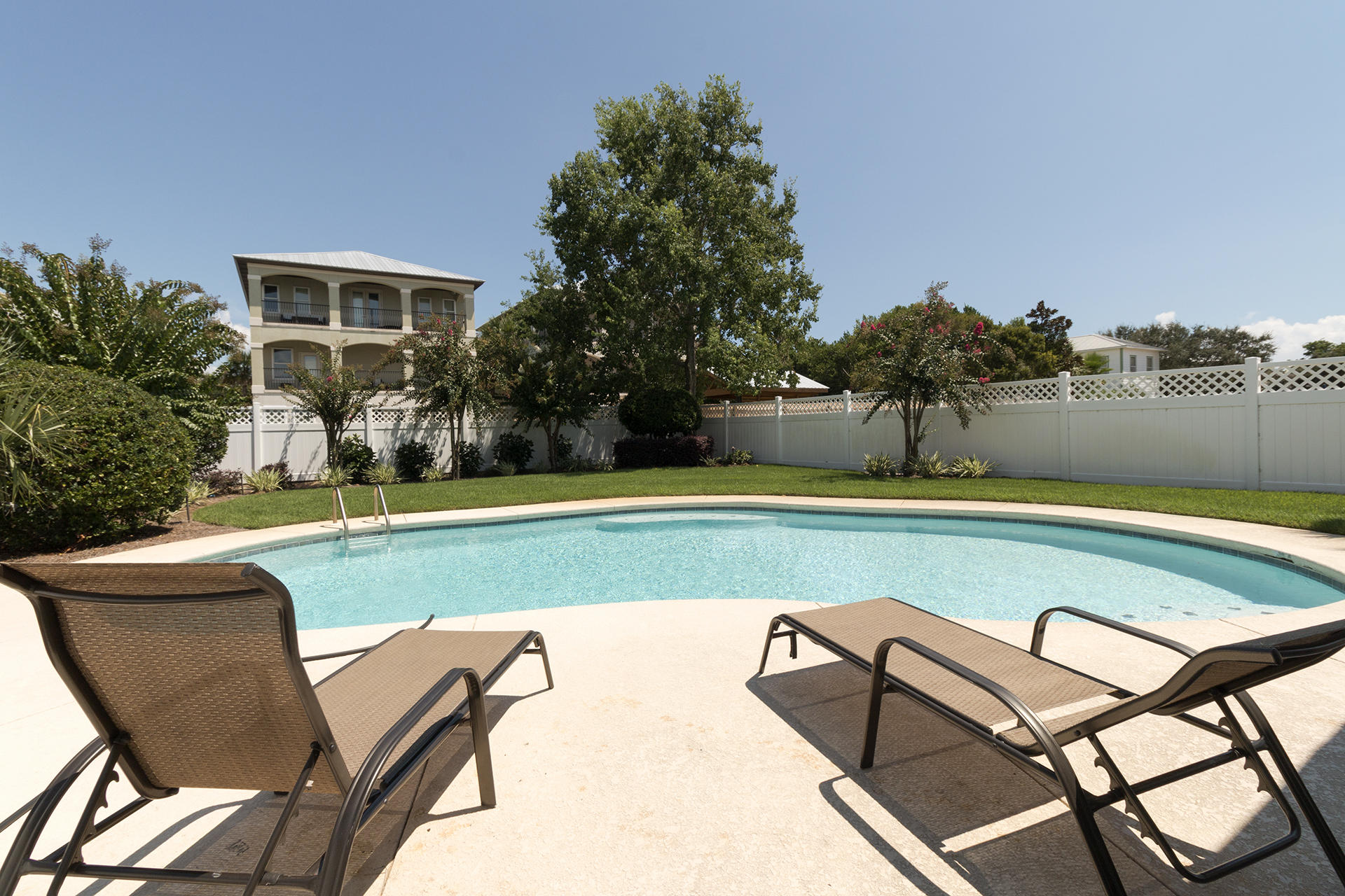 CRYSTAL BEACH - Residential