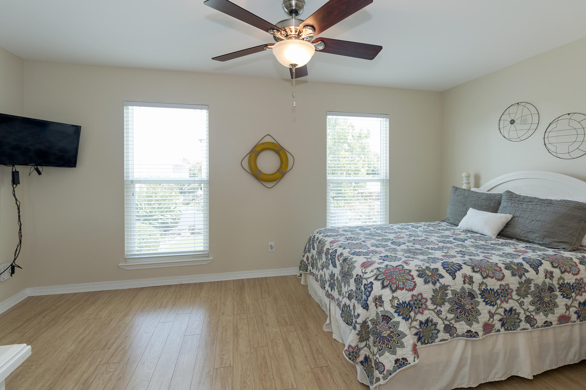 CRYSTAL BEACH - Residential