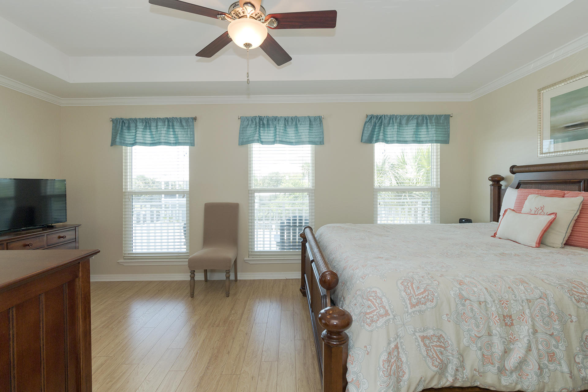 CRYSTAL BEACH - Residential