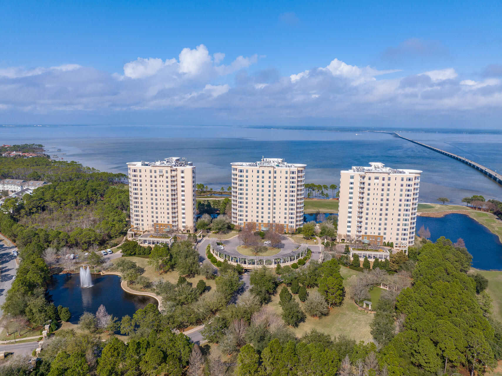 ONE WATER PLACE AT KELLY PLANTATION - Residential