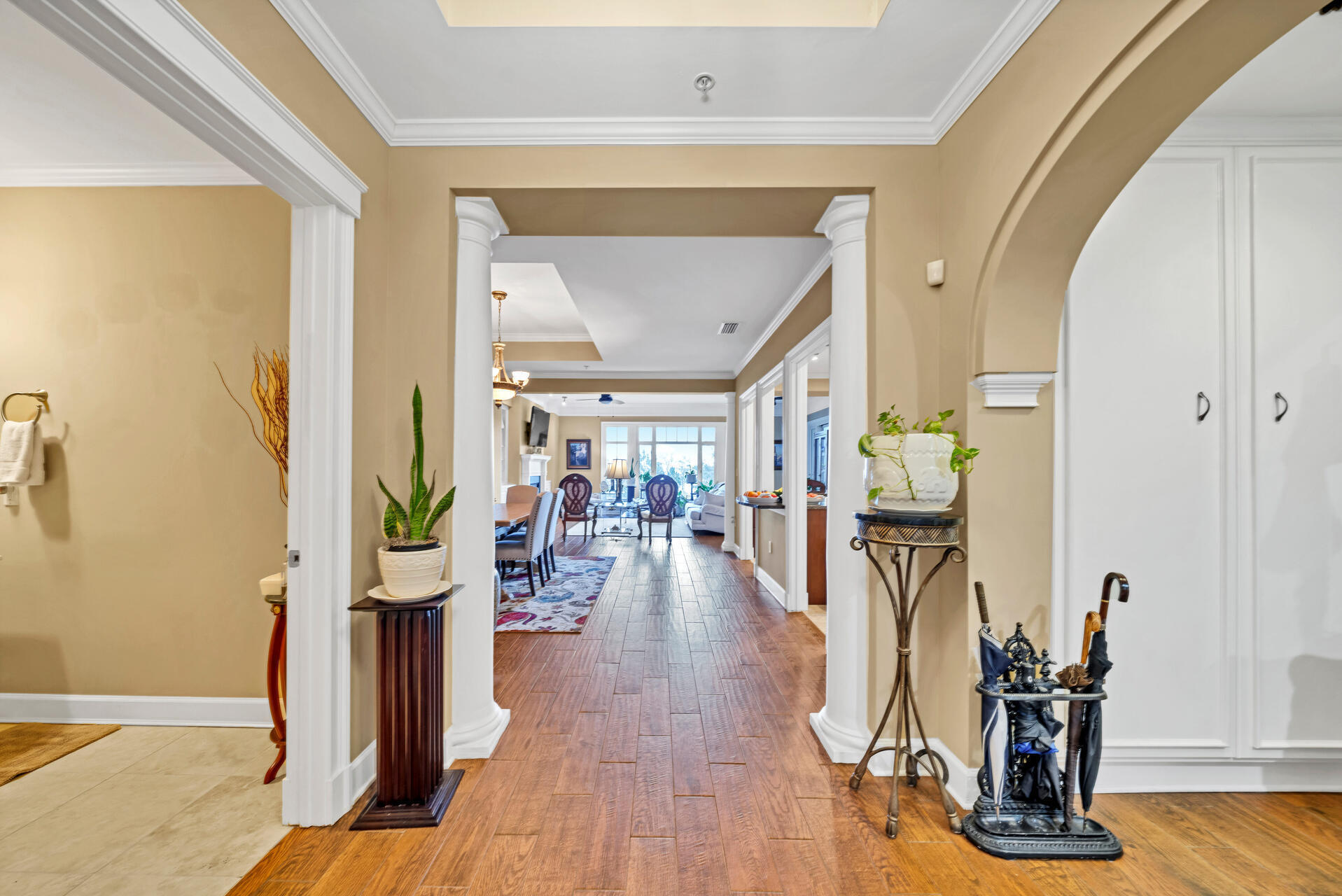 ONE WATER PLACE AT KELLY PLANTATION - Residential