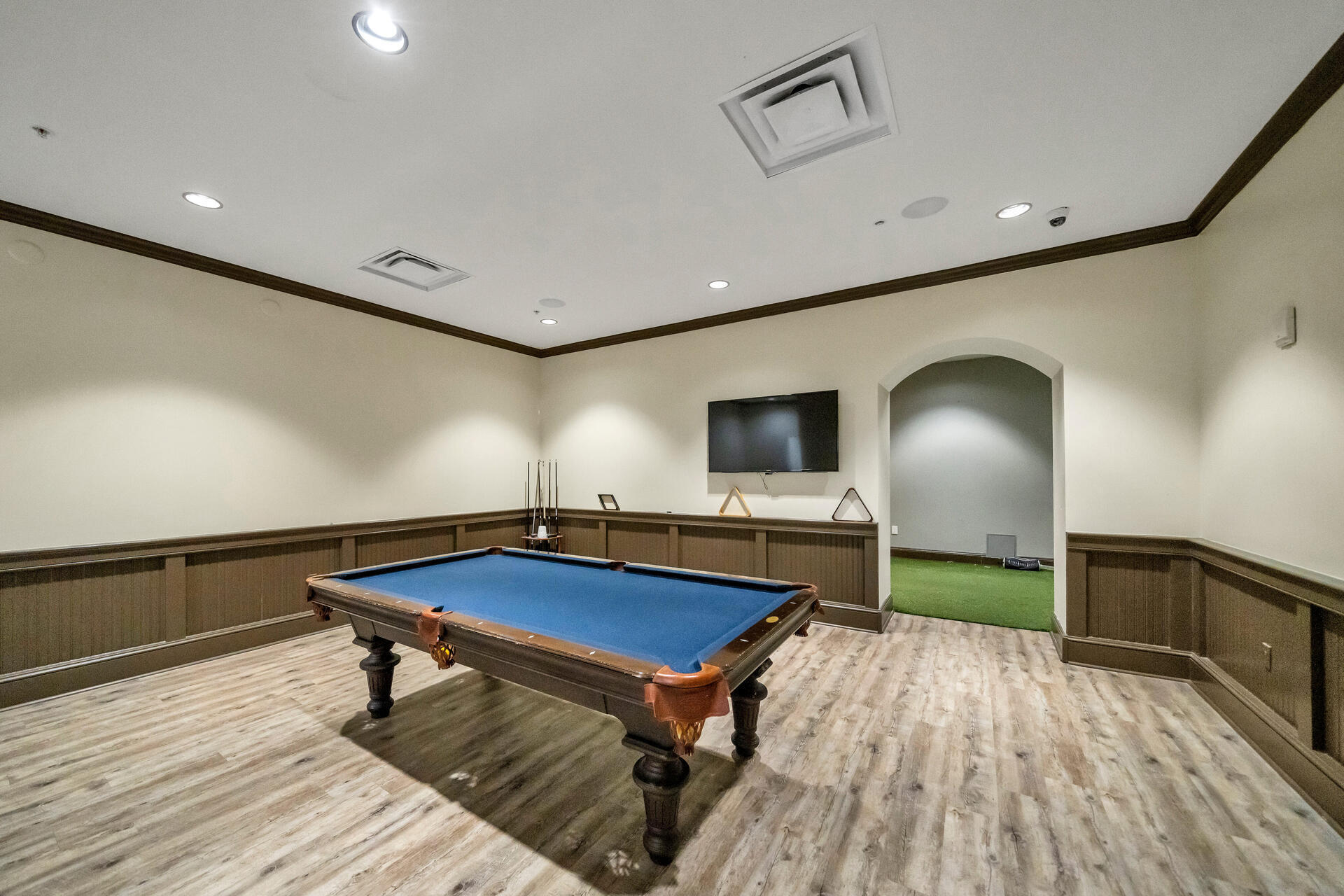 ONE WATER PLACE AT KELLY PLANTATION - Residential