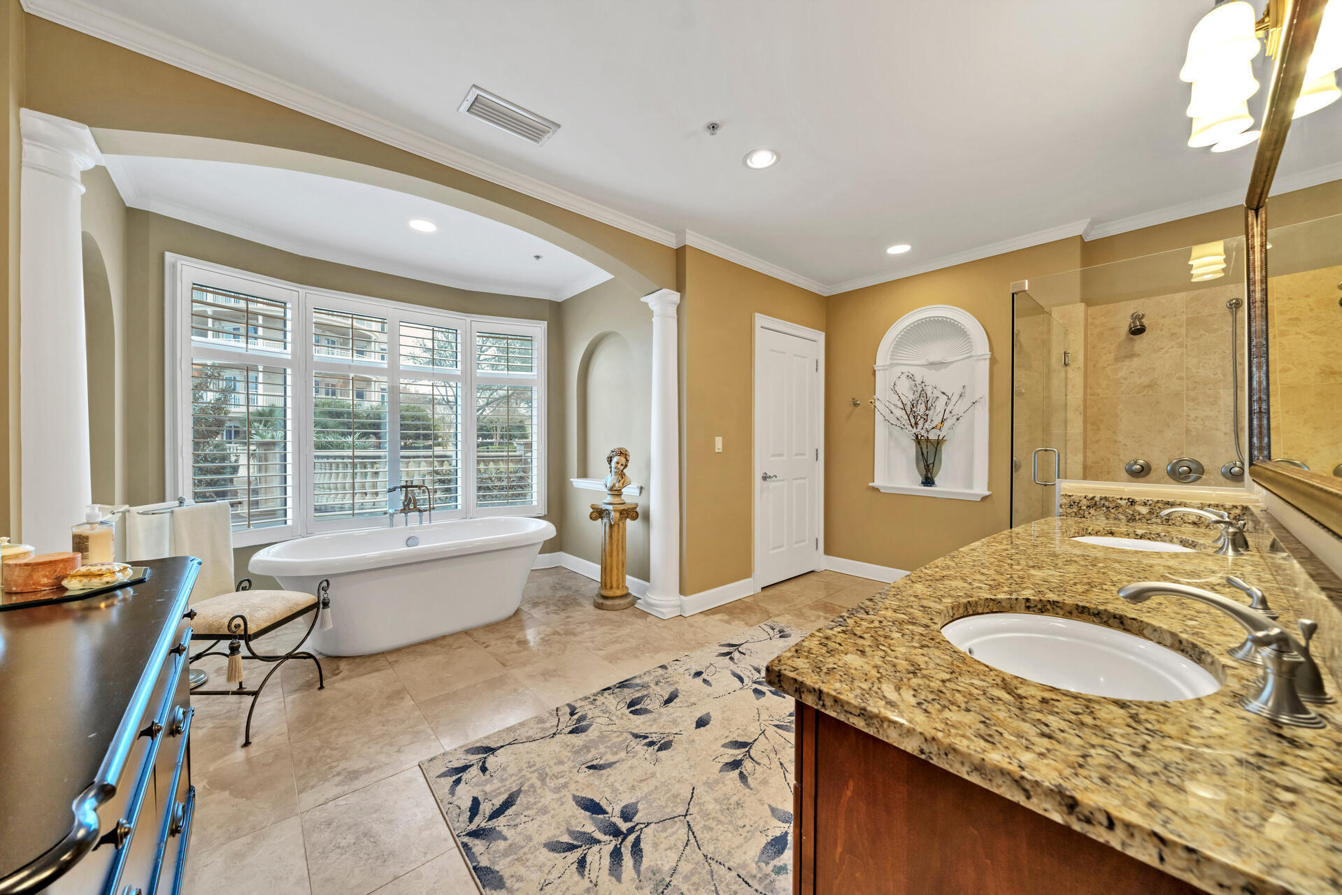 ONE WATER PLACE AT KELLY PLANTATION - Residential