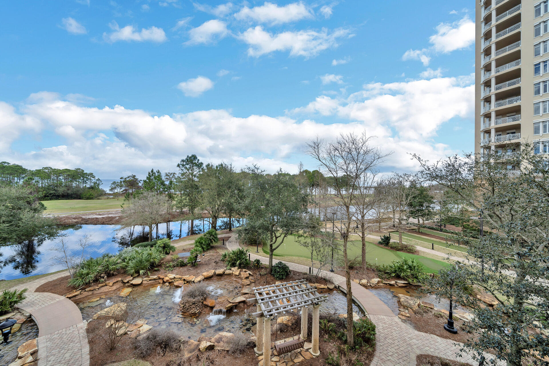 ONE WATER PLACE AT KELLY PLANTATION - Residential