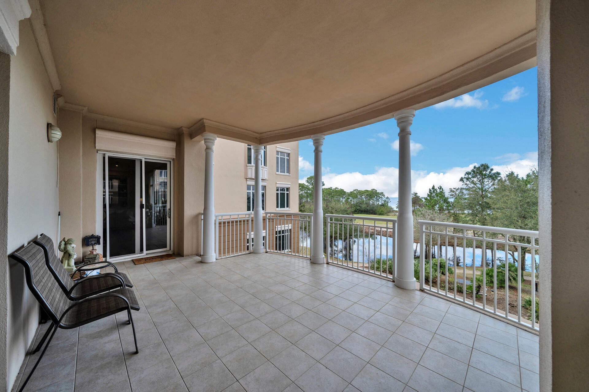 ONE WATER PLACE AT KELLY PLANTATION - Residential