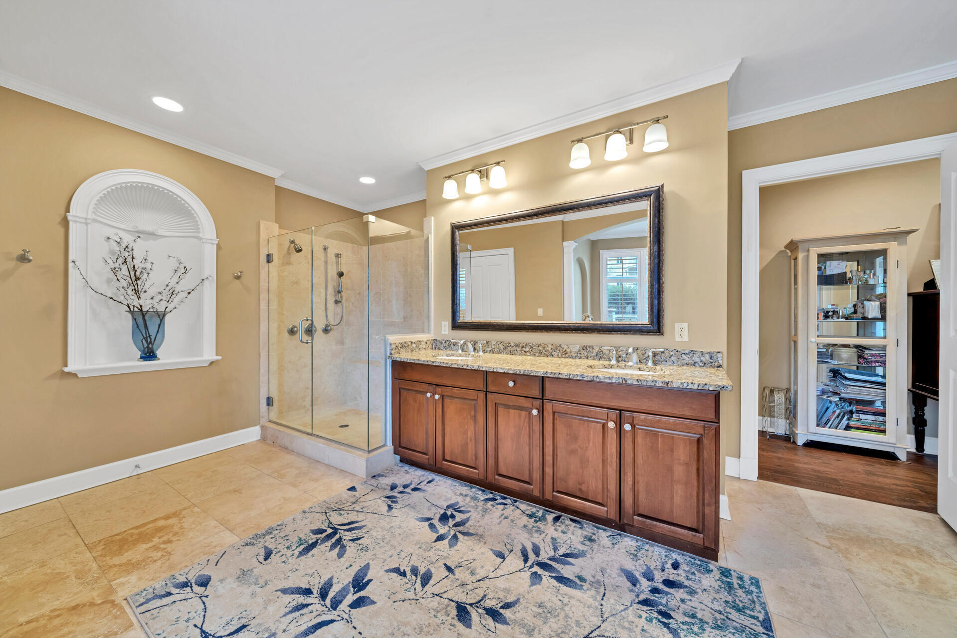 ONE WATER PLACE AT KELLY PLANTATION - Residential