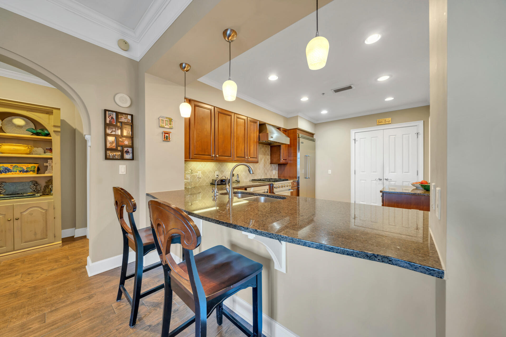 ONE WATER PLACE AT KELLY PLANTATION - Residential