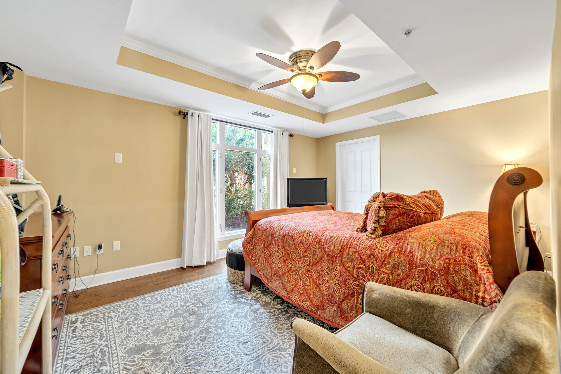 ONE WATER PLACE AT KELLY PLANTATION - Residential