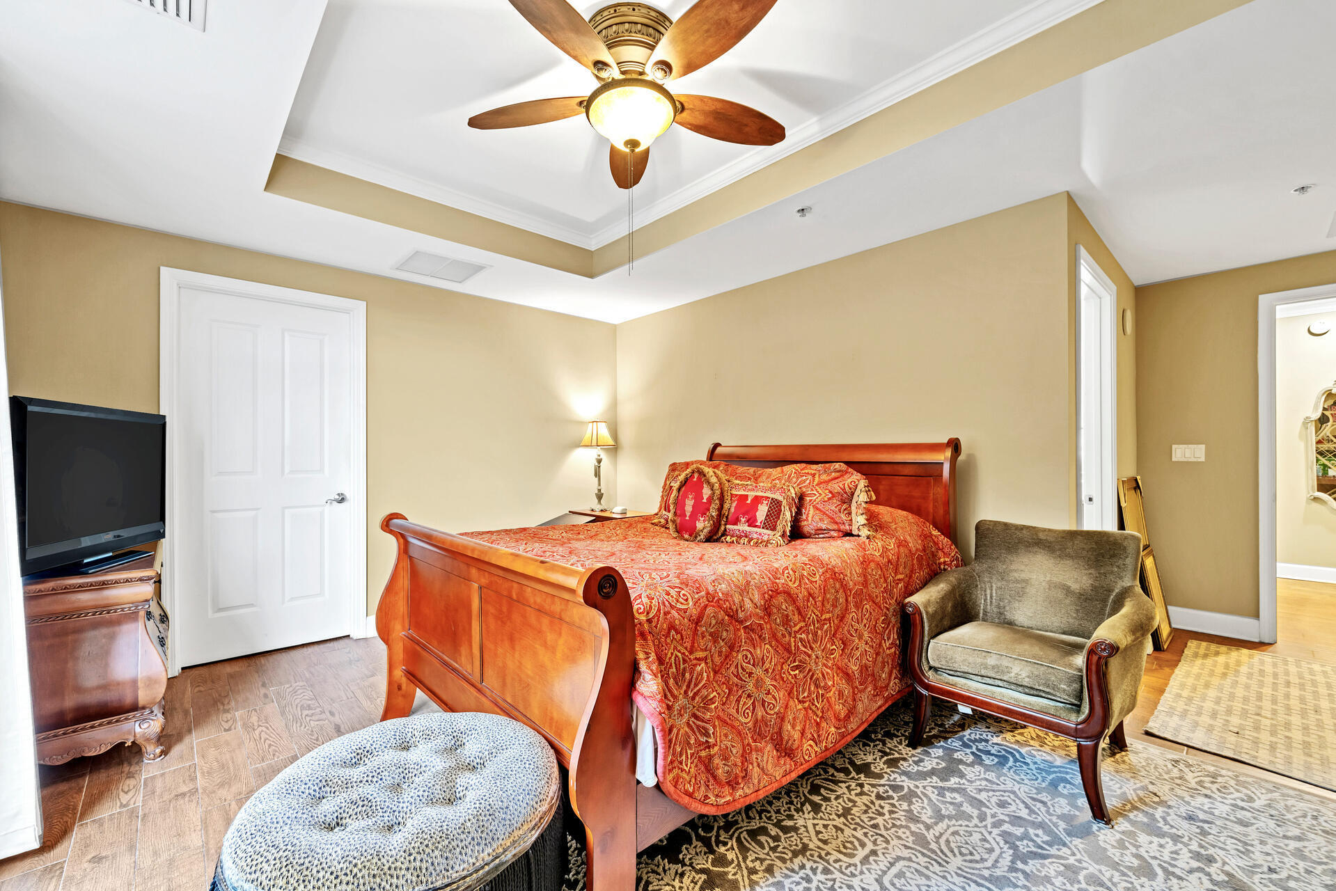 ONE WATER PLACE AT KELLY PLANTATION - Residential