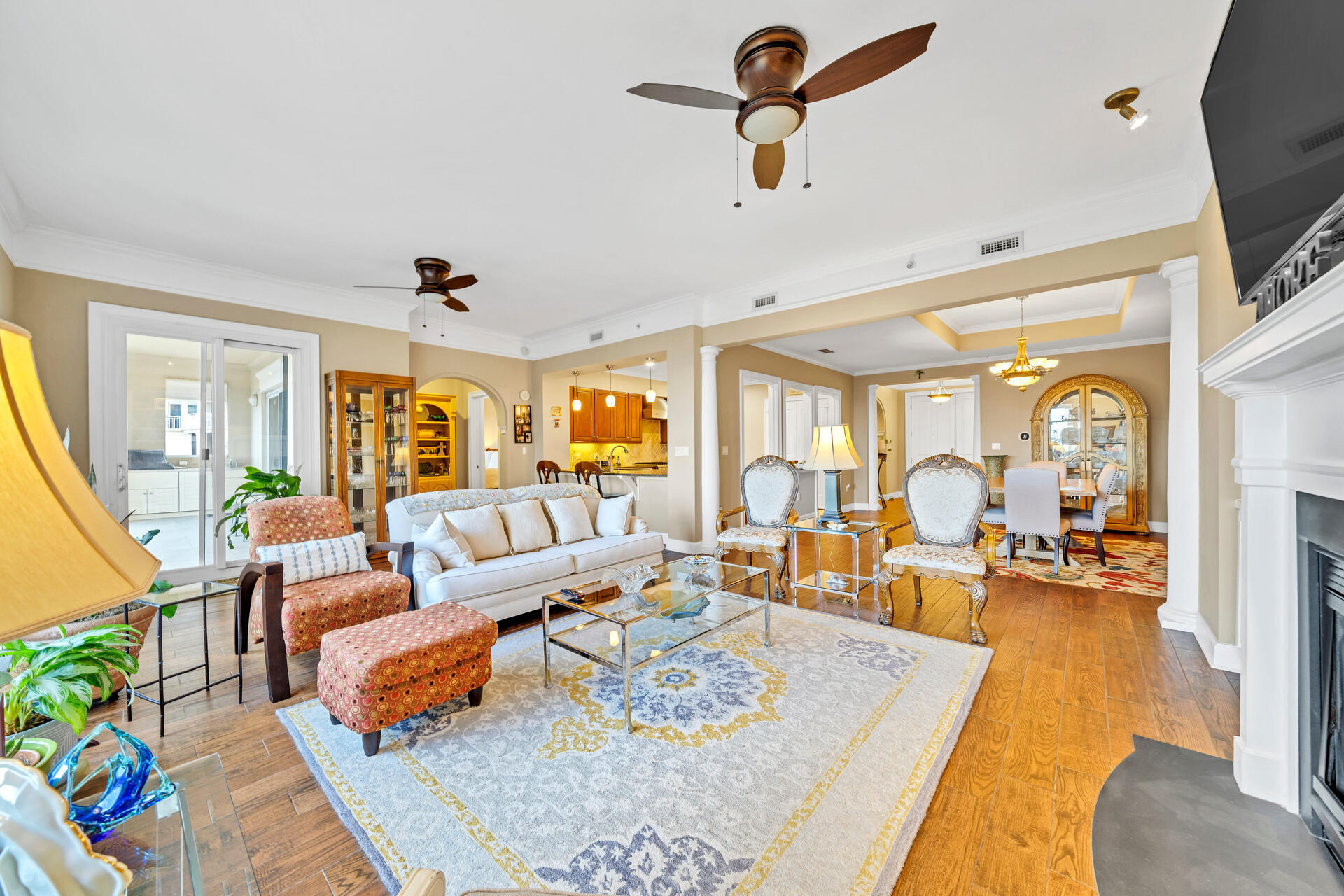 ONE WATER PLACE AT KELLY PLANTATION - Residential