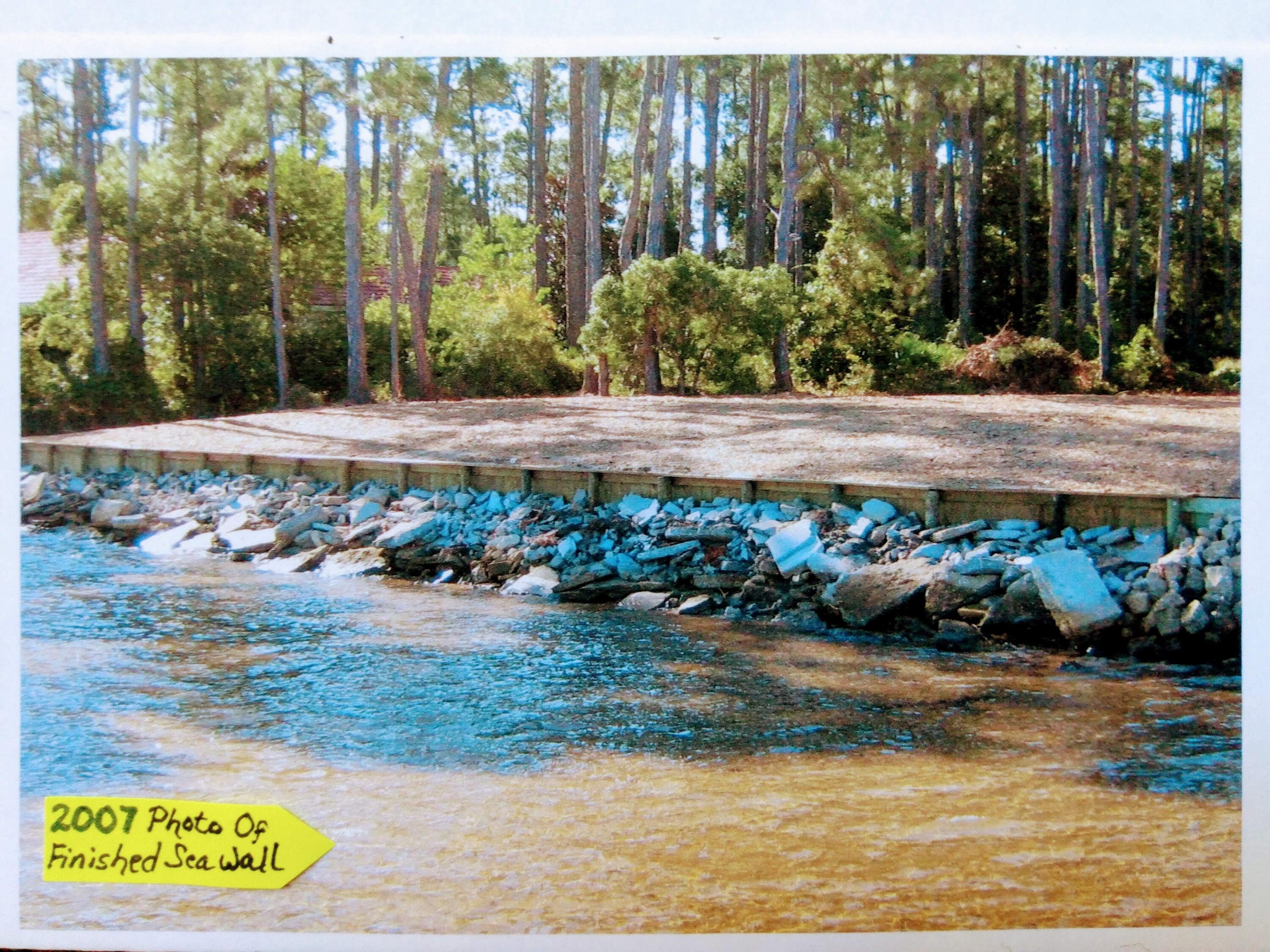 HOLIDAY SHORES ESTATES - Land