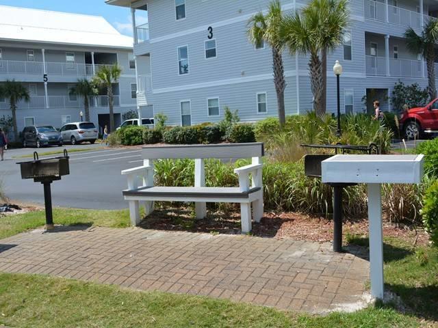 BEACHSIDE VILLAS CONDO - Residential