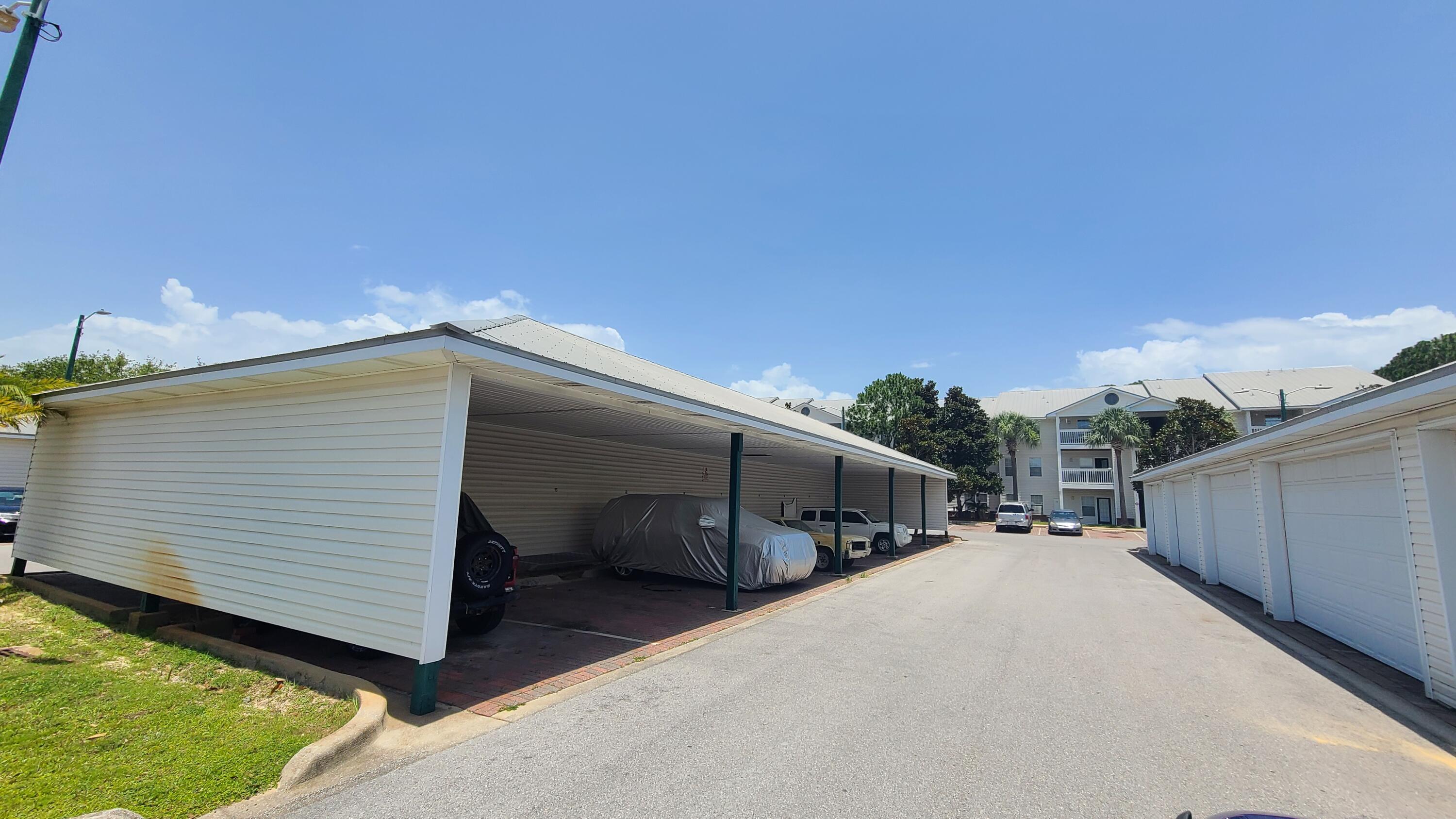 INDIAN LAKE - Residential