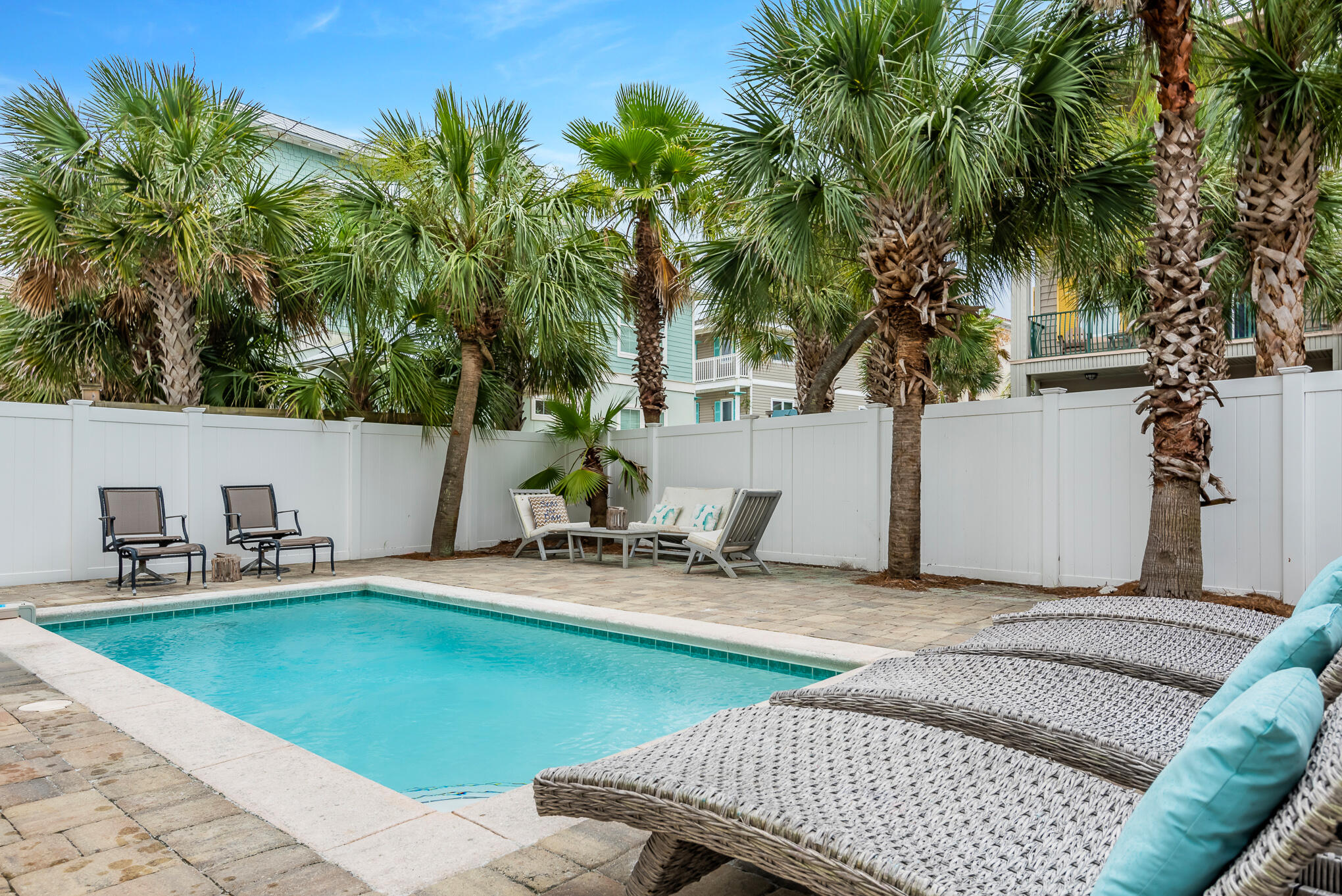 MIRAMAR BEACH COTTAGES - Residential