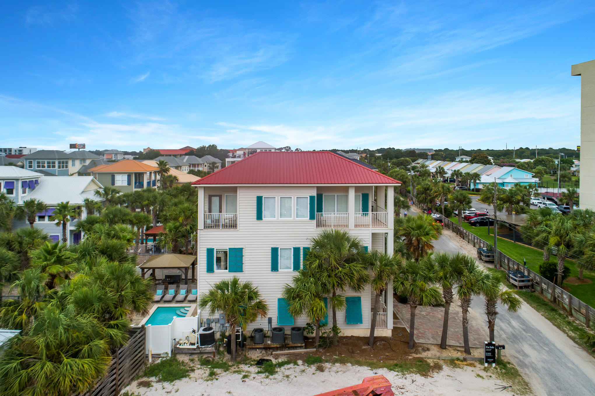 MIRAMAR BEACH COTTAGES - Residential