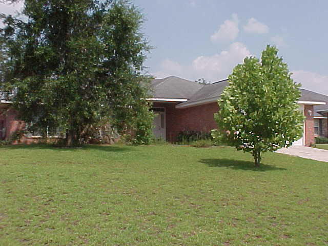 FOXWOOD ESTATES 1 - Residential Lease