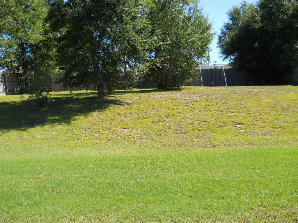 FOXWOOD ESTATES 1 - Residential Lease