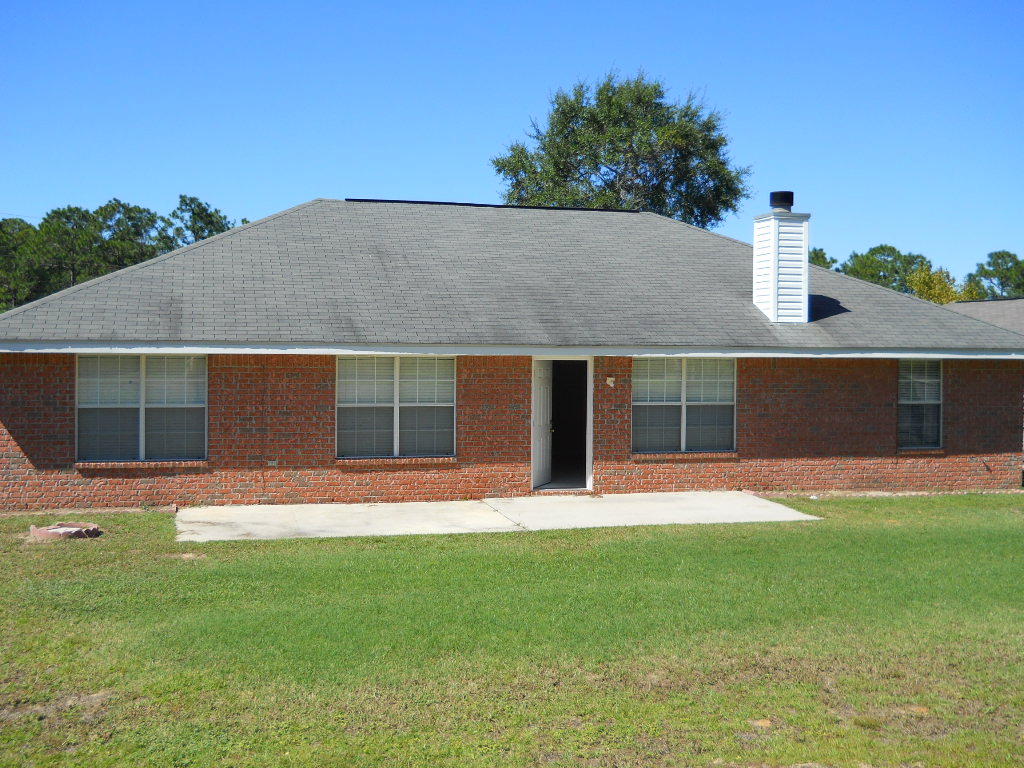 FOXWOOD ESTATES 1 - Residential Lease