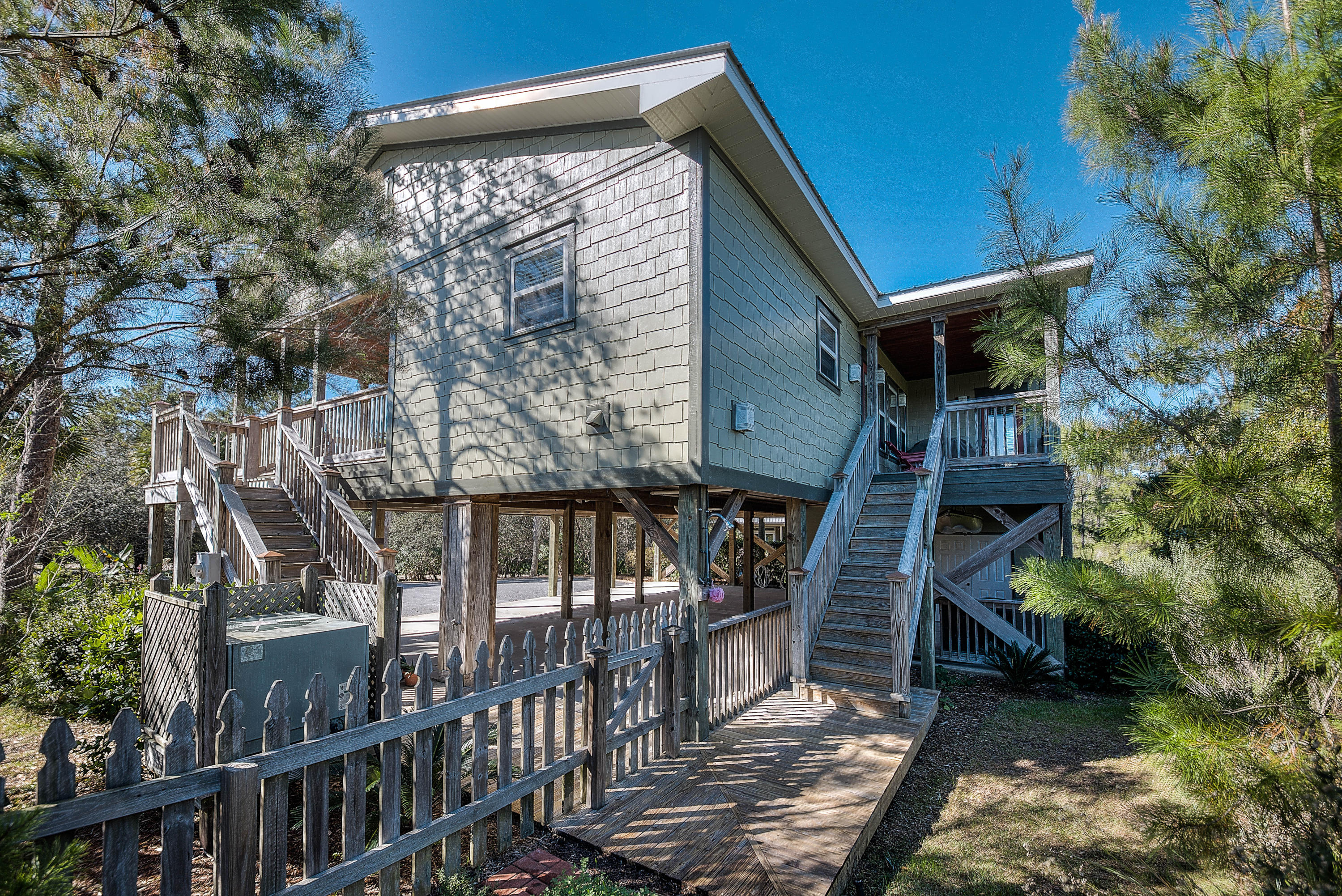 PINES OF BLUE MOUNTAIN - Residential