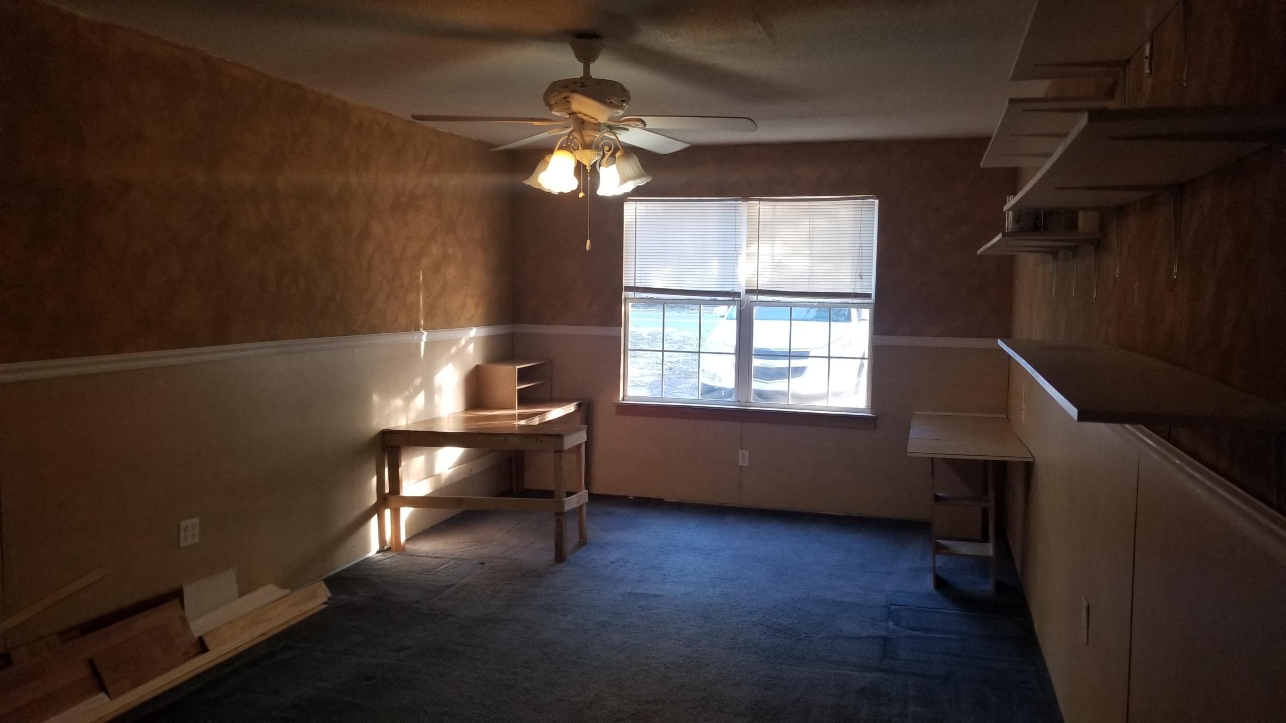 CRESTVIEW SUBURB - Residential