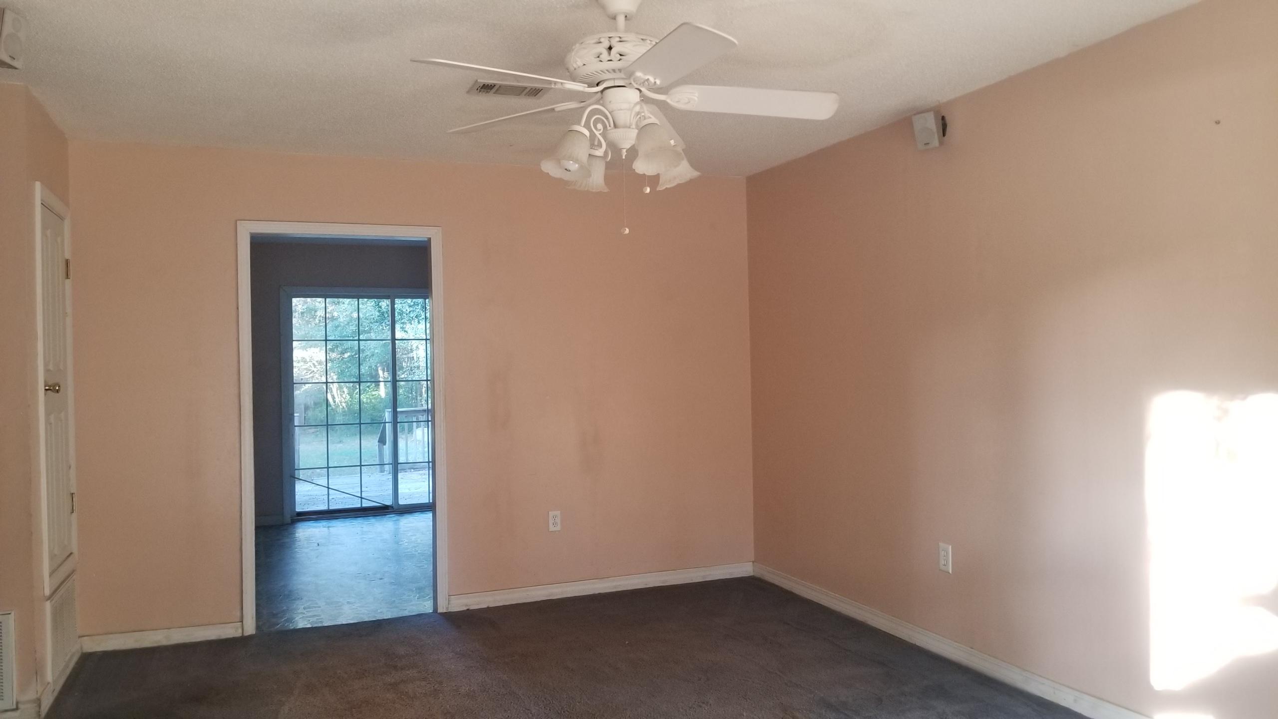 CRESTVIEW SUBURB - Residential