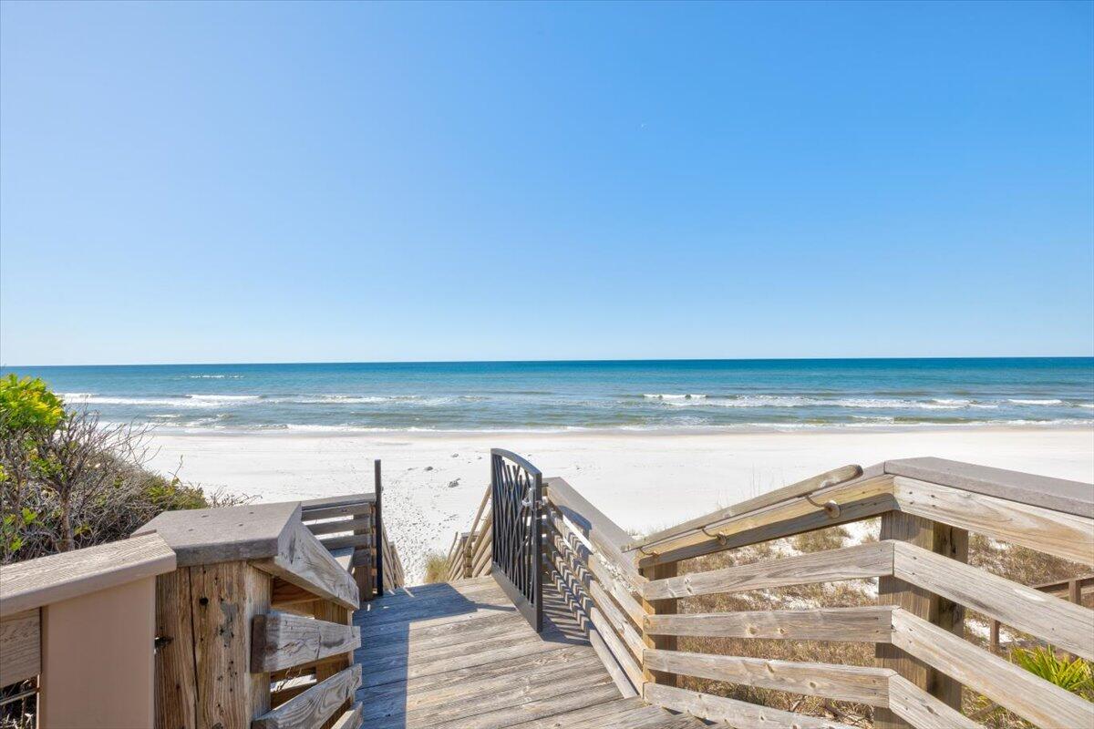 7 Palms - Residential