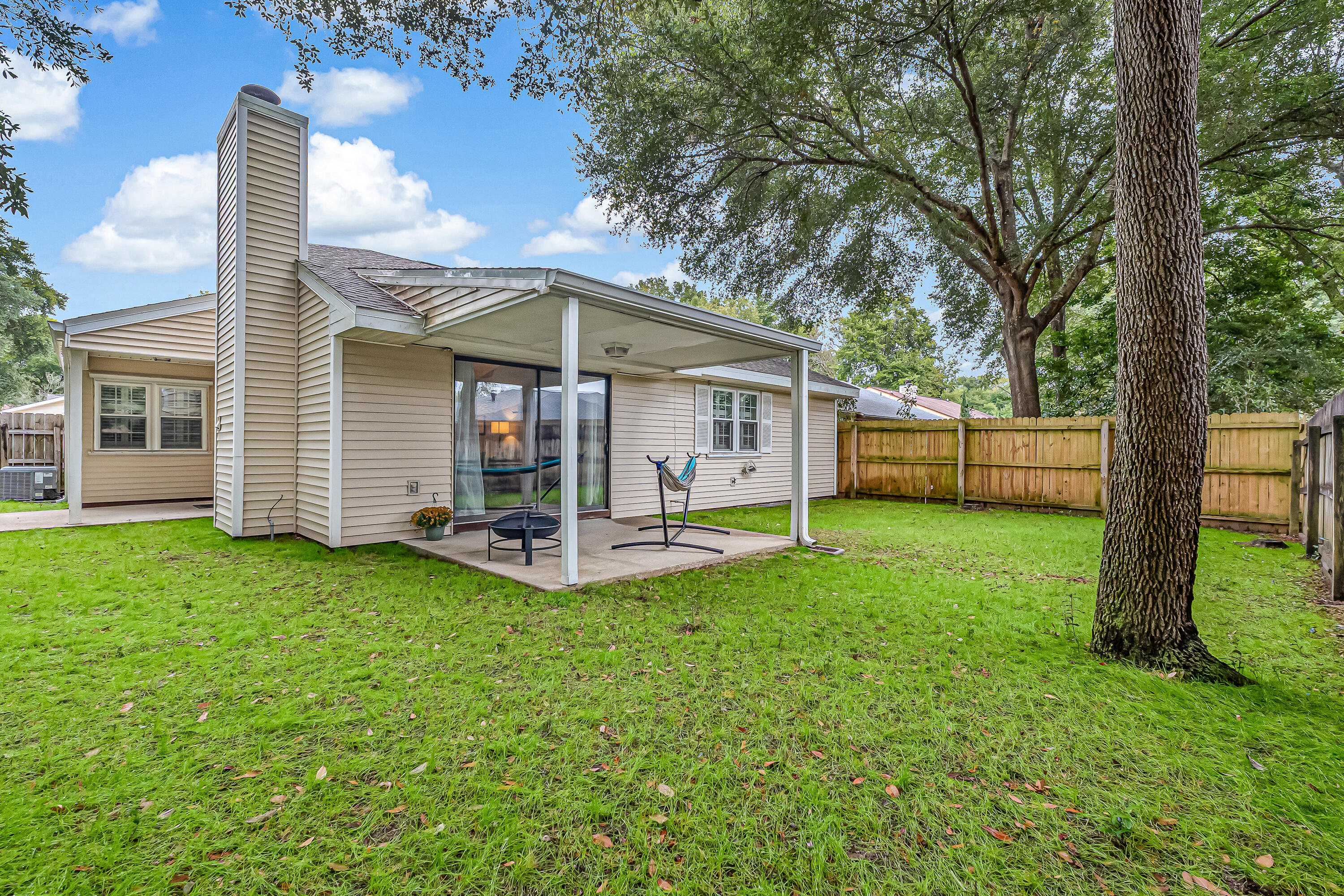 CEDAR RIDGE PH II LOT 39 - Residential