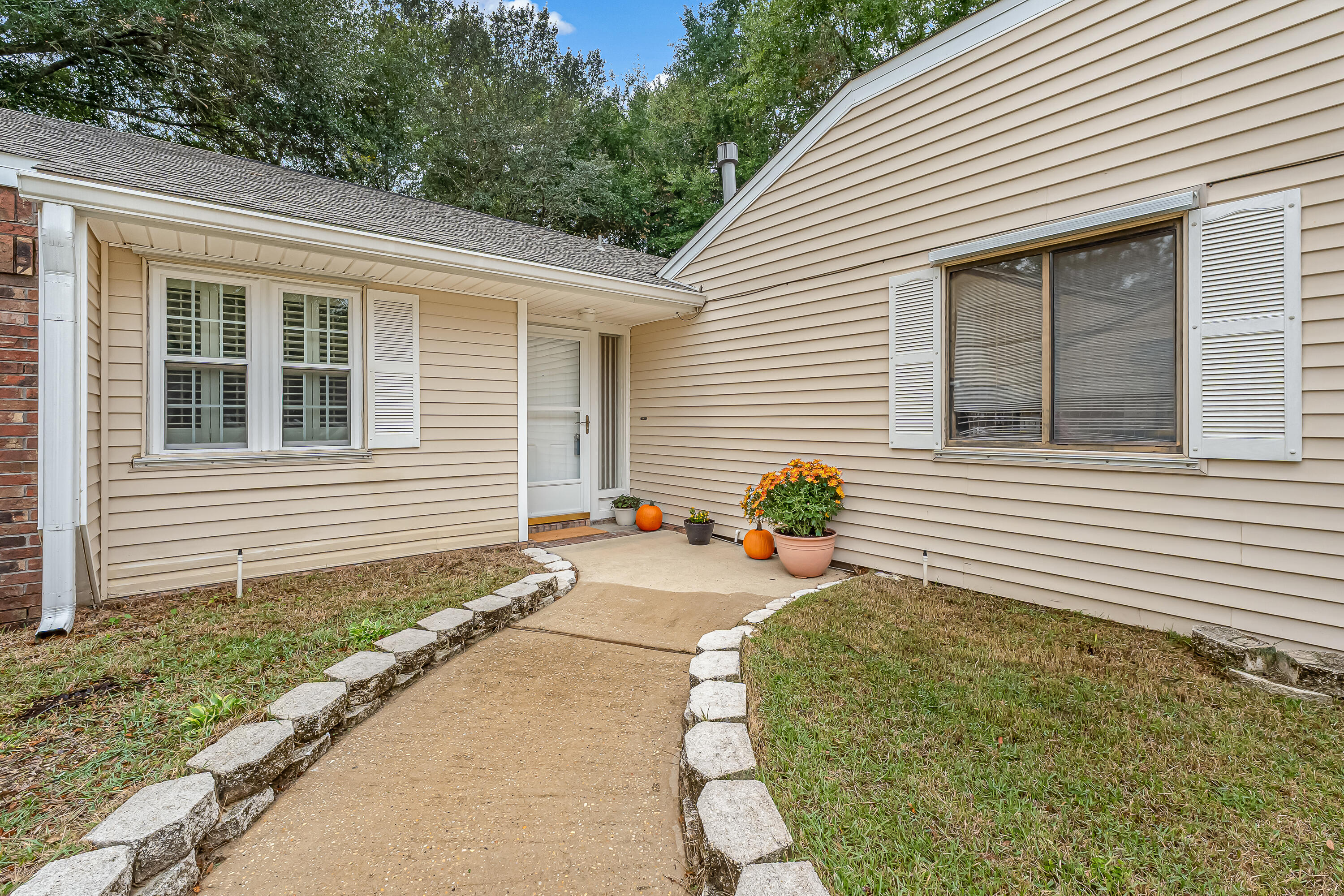 CEDAR RIDGE PH II LOT 39 - Residential