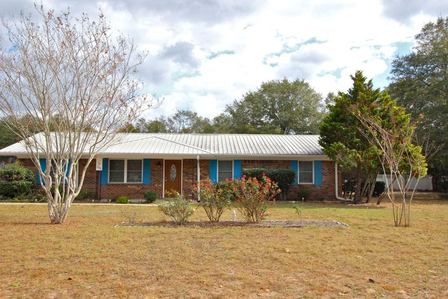 Entered for comp purposes only. Home was in very good condition. Newer hardwood floors and fireplace. Baths and kitchen dated but in very good condition.