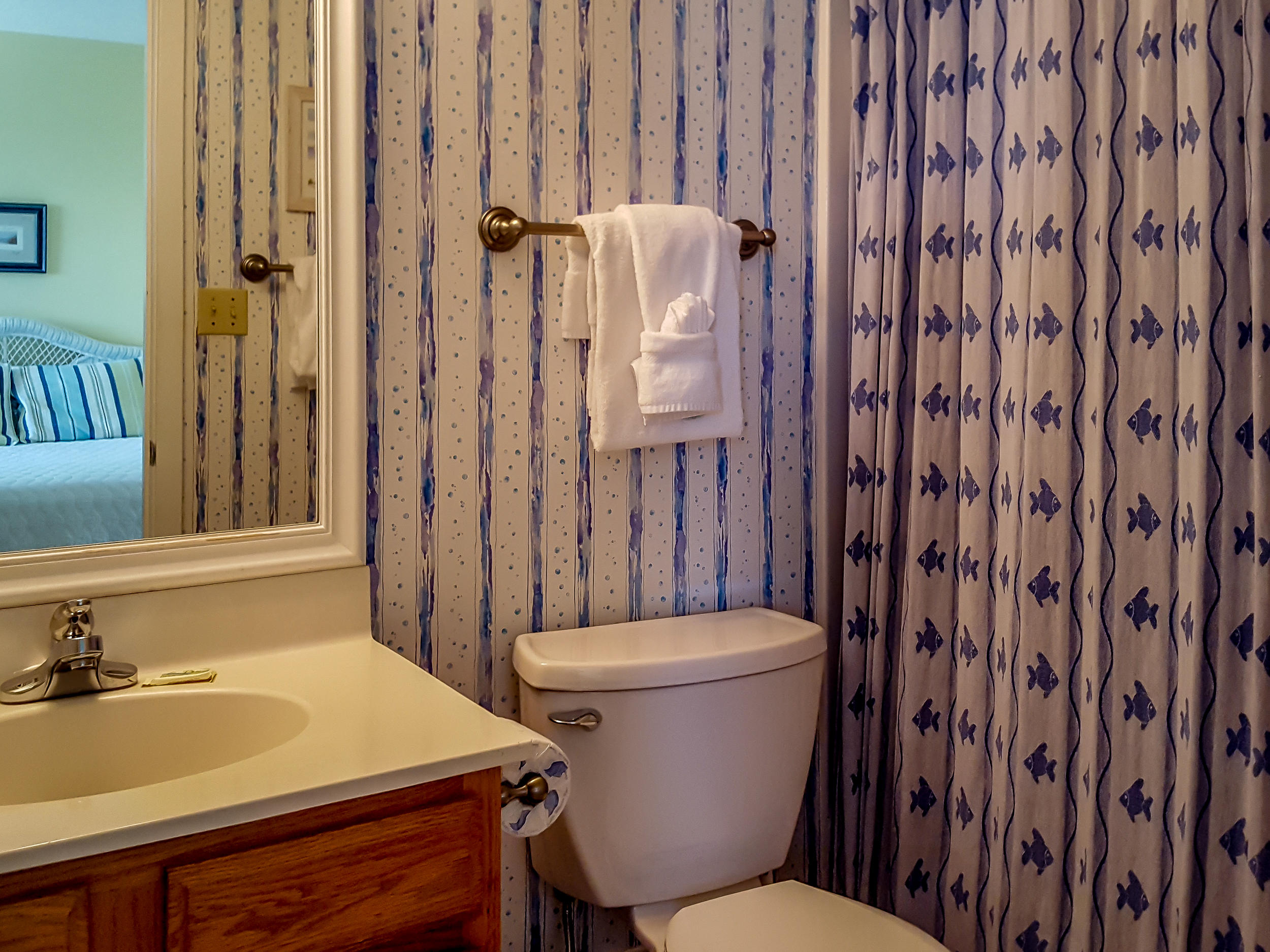 EMERALD HILL CONDO PH 3 - Residential