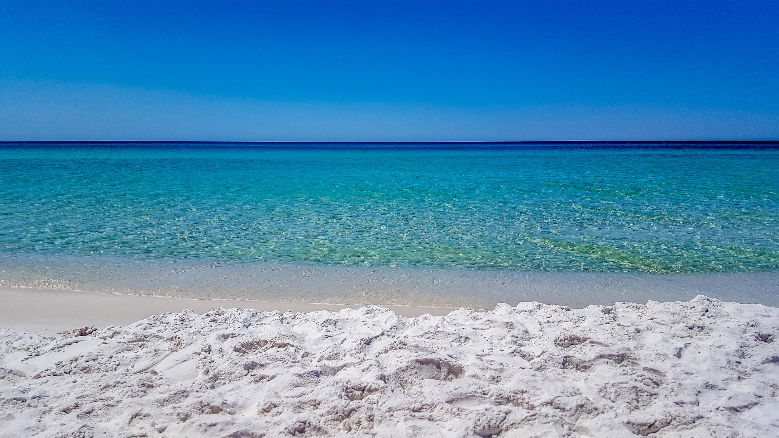 EMERALD HILL CONDO PH 3 - Residential