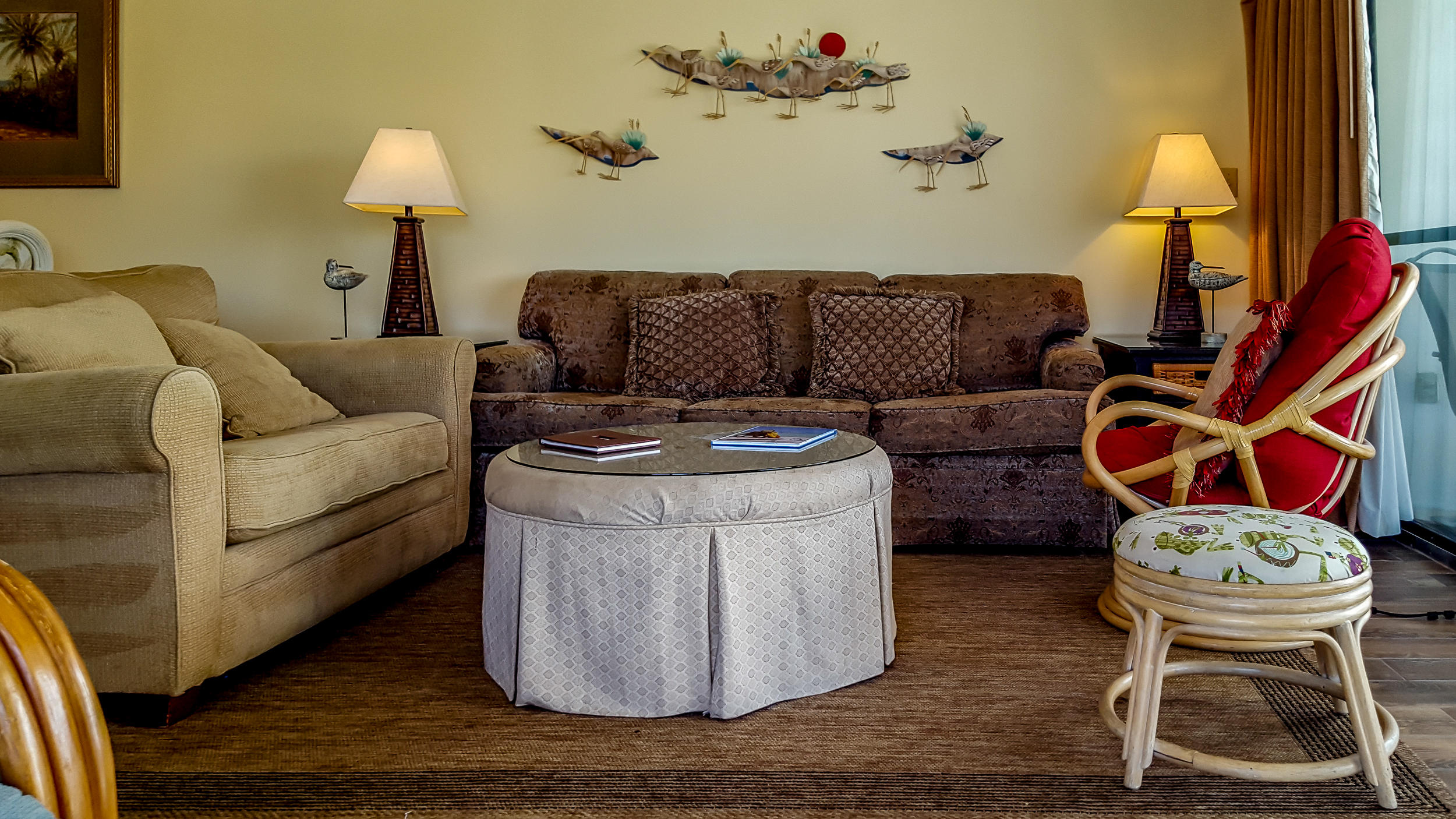 EMERALD HILL CONDO PH 3 - Residential