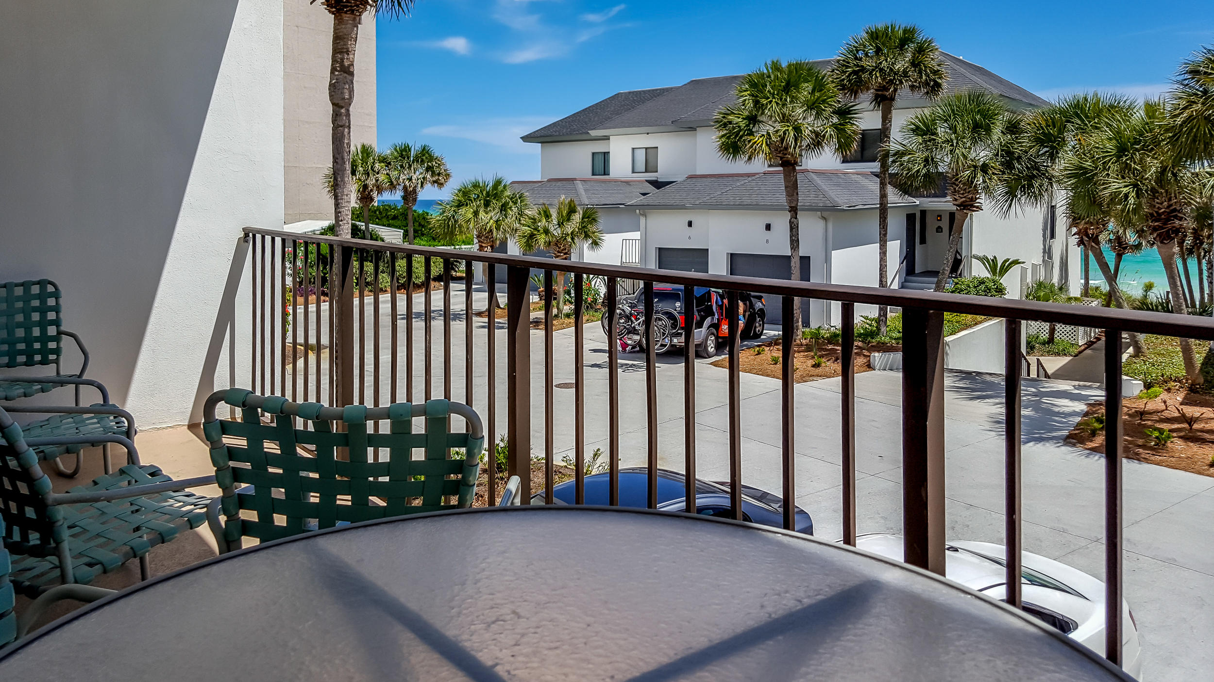 EMERALD HILL CONDO PH 3 - Residential