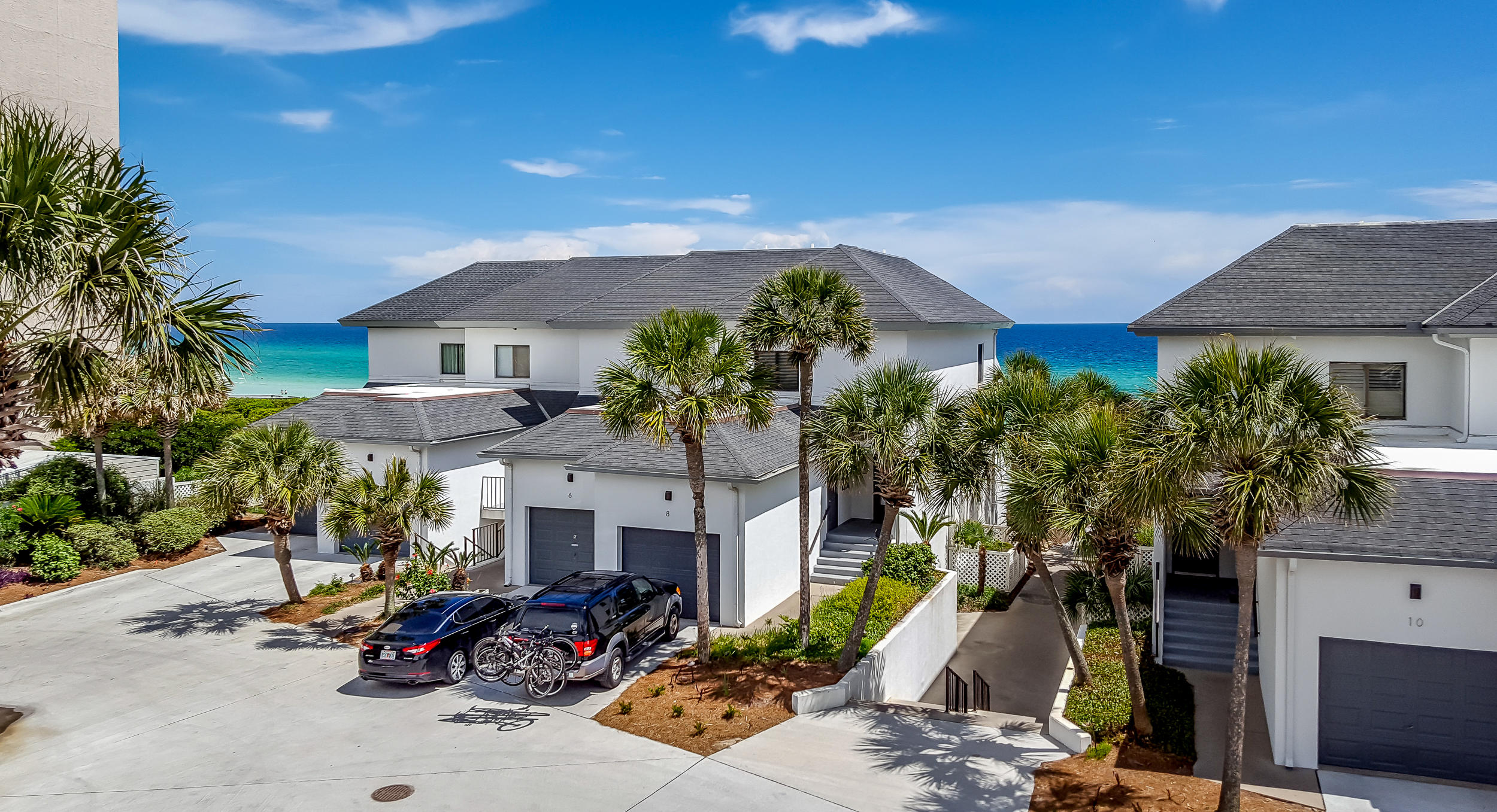 EMERALD HILL CONDO PH 3 - Residential