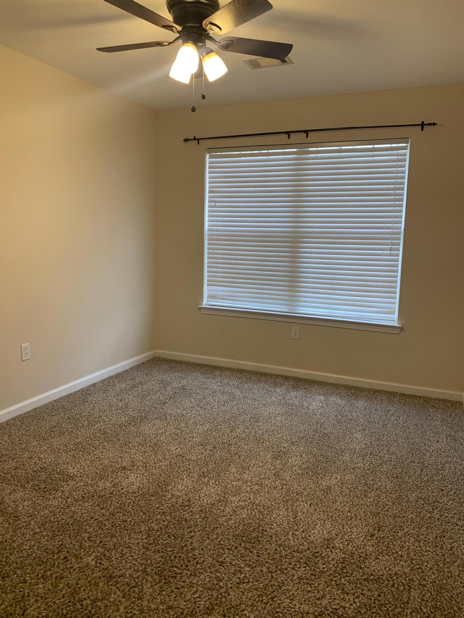 ROLLING PINES - Residential