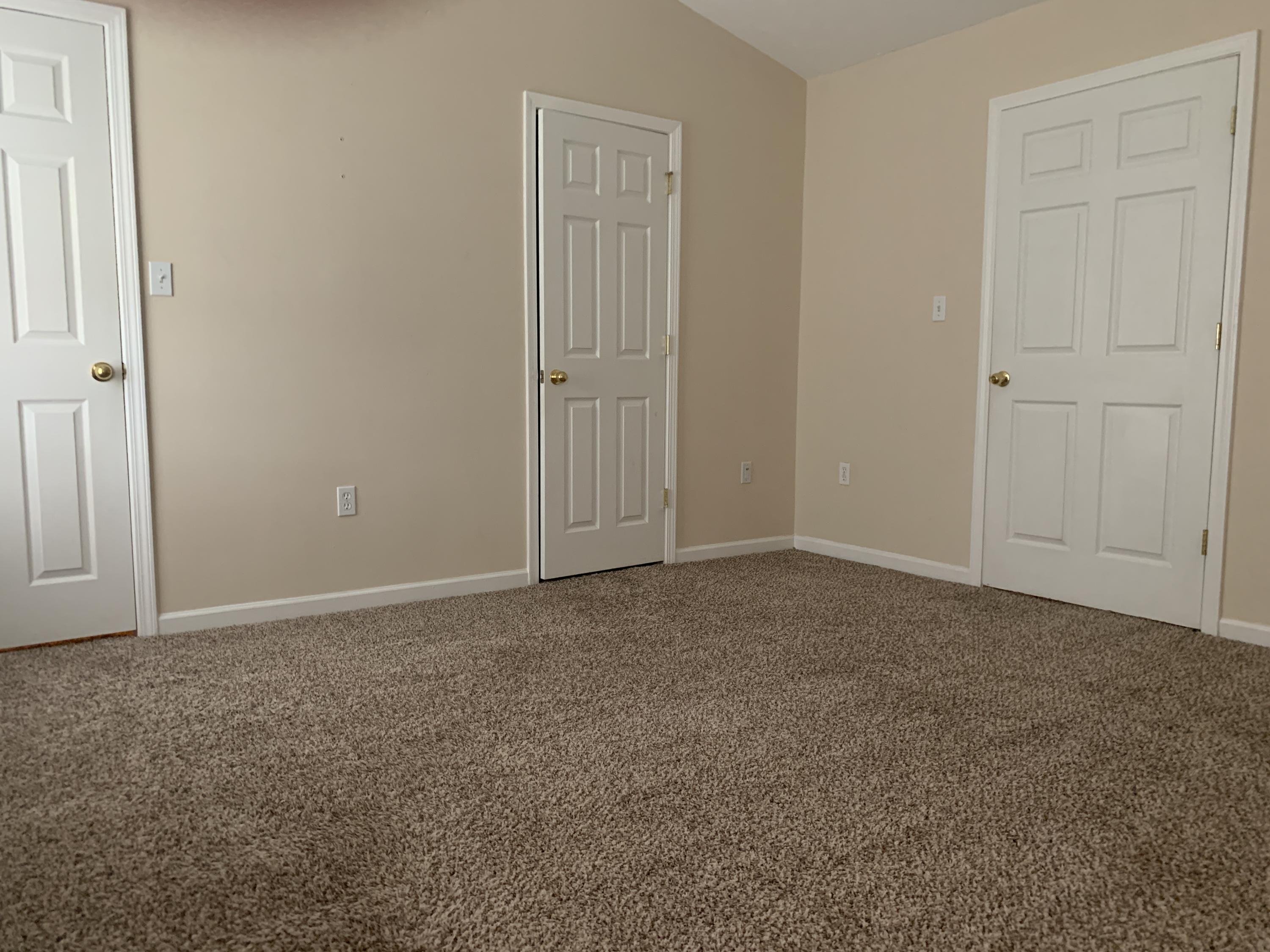 ROLLING PINES - Residential