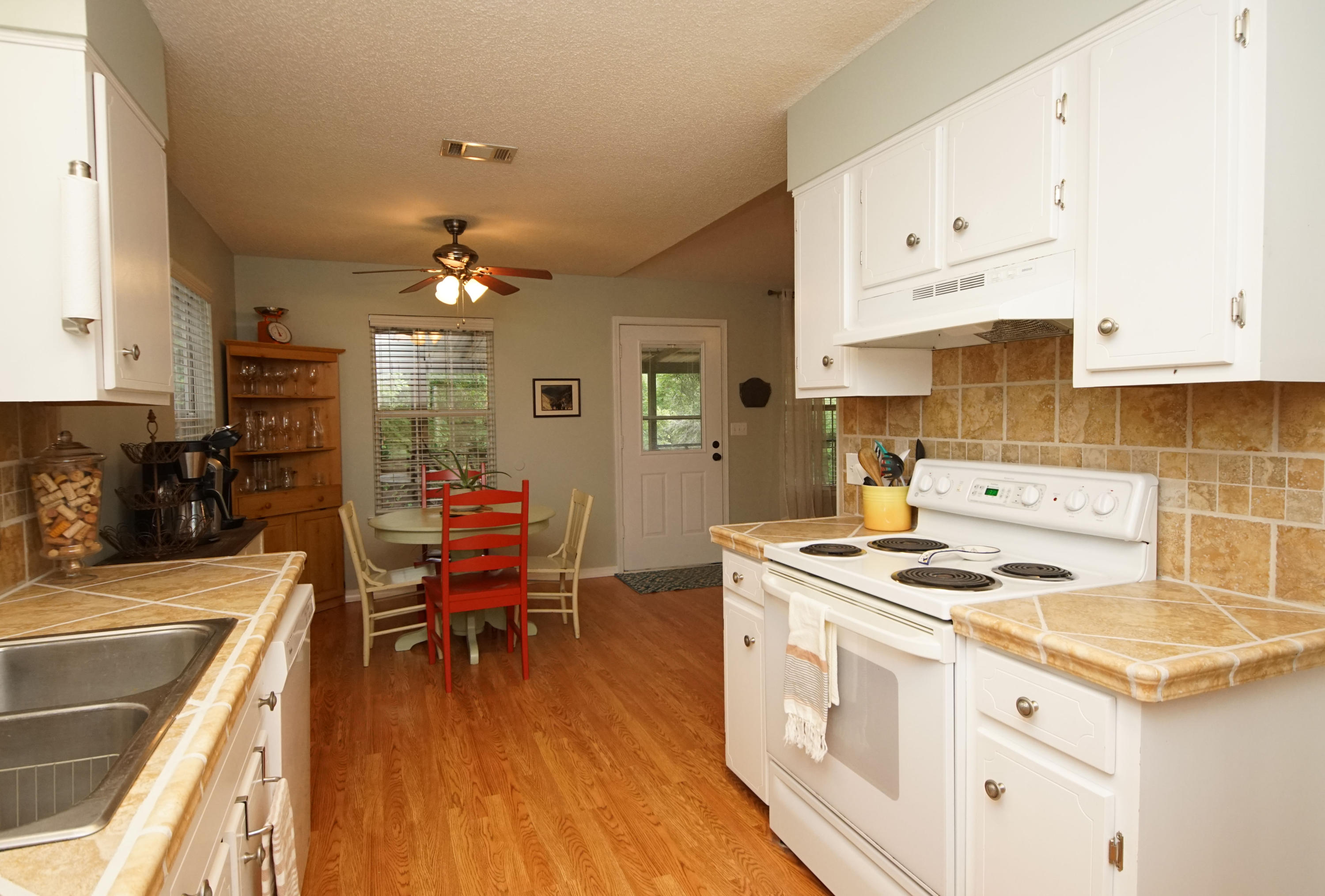 FLORIDA HEIGHTS - Residential