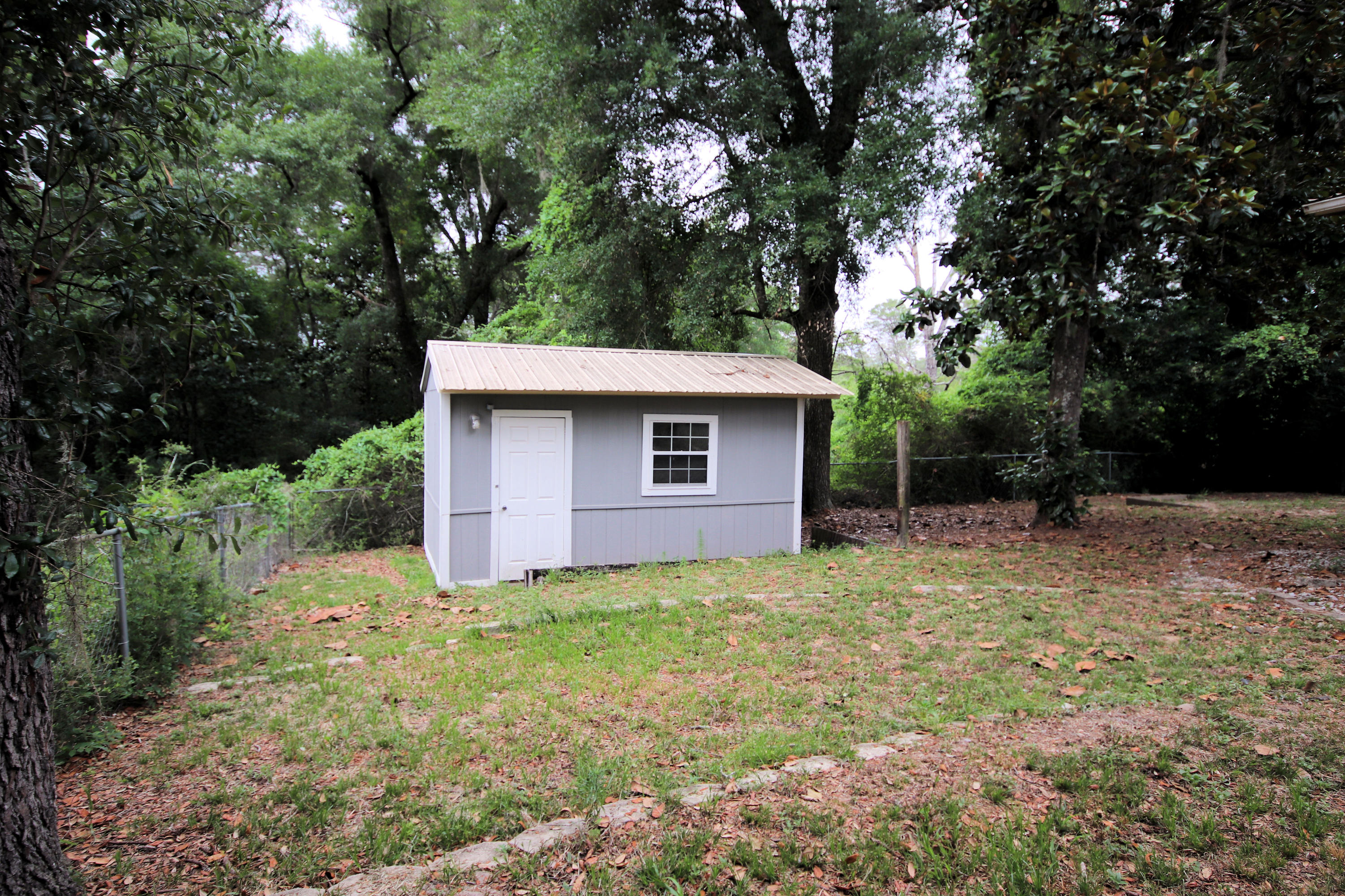 FLORIDA HEIGHTS - Residential